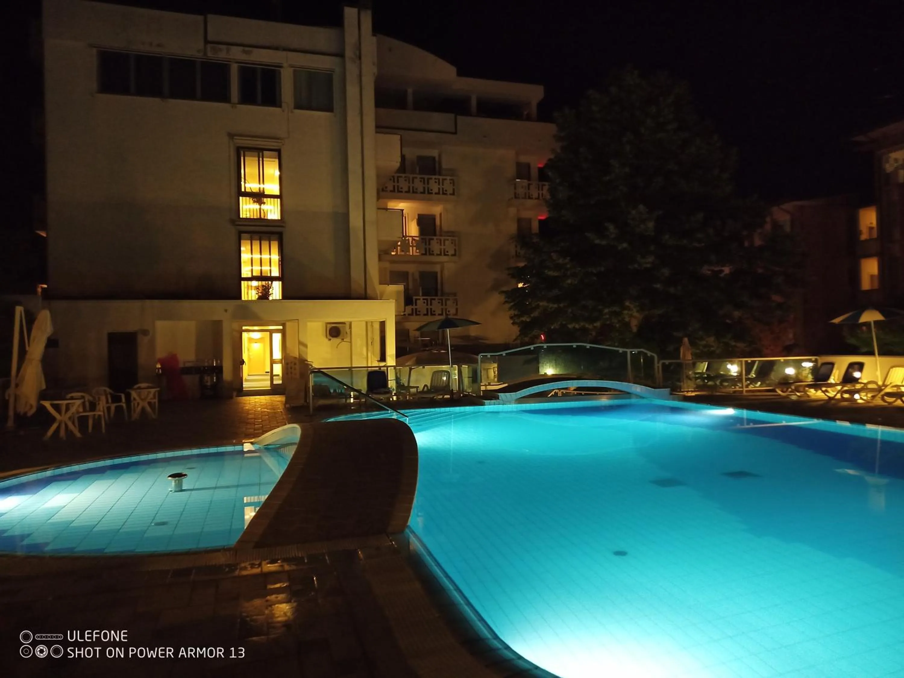 Swimming pool in Hotel Firenze