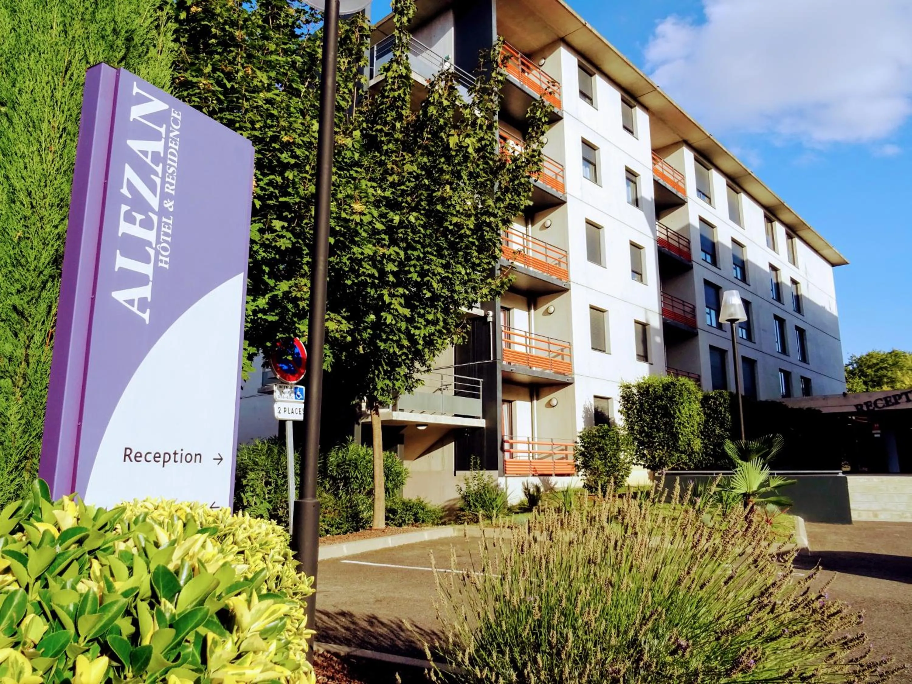 Property building in Alezan Hôtel & Résidence