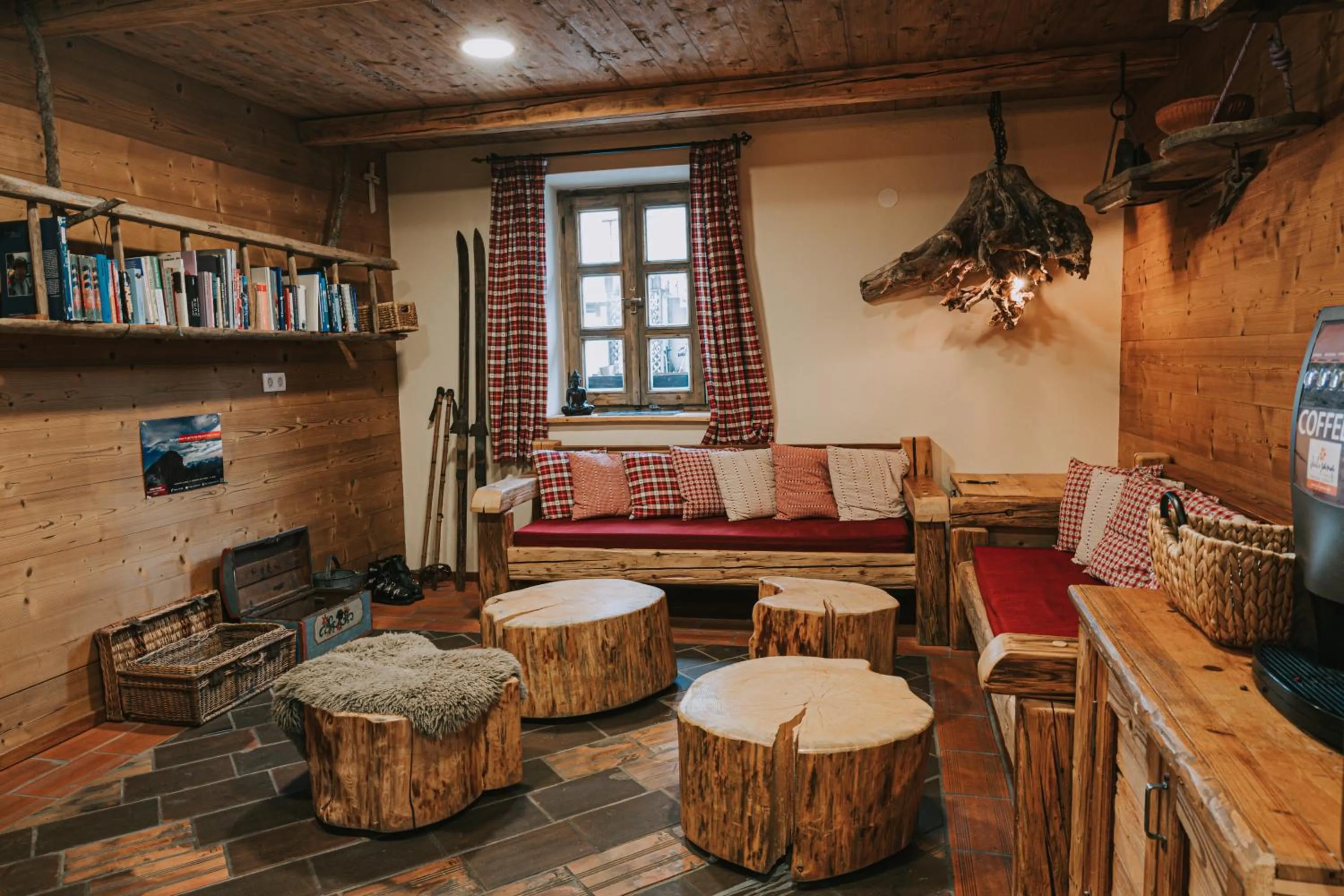 Hostel Lukna