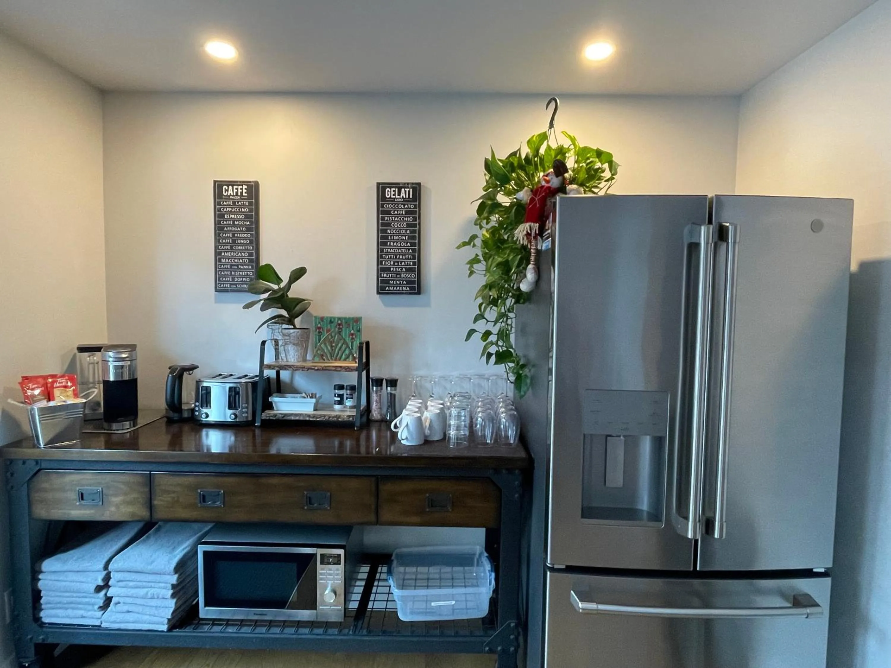 Communal kitchen in Le Pimbina