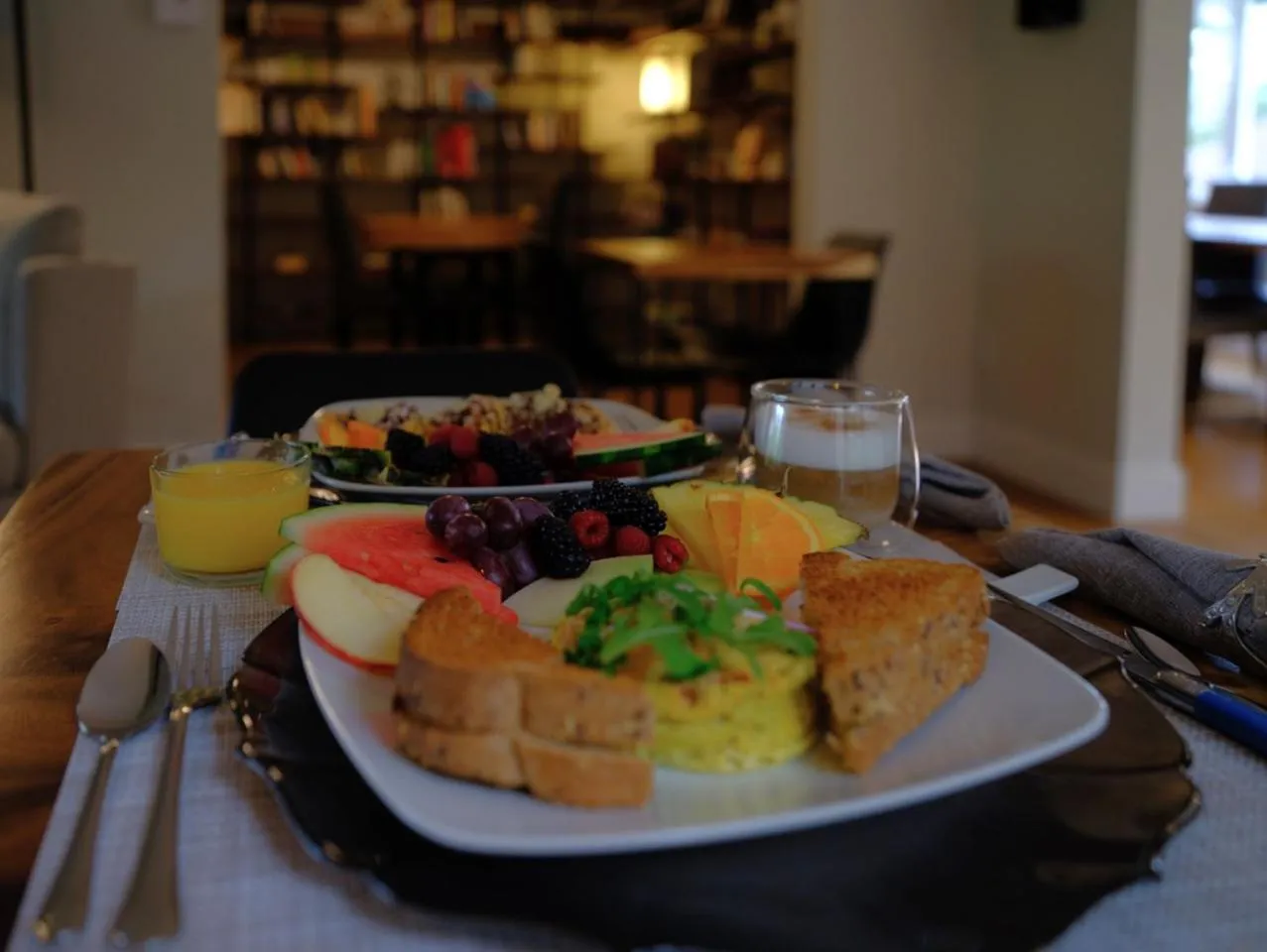 Breakfast in Le Pimbina