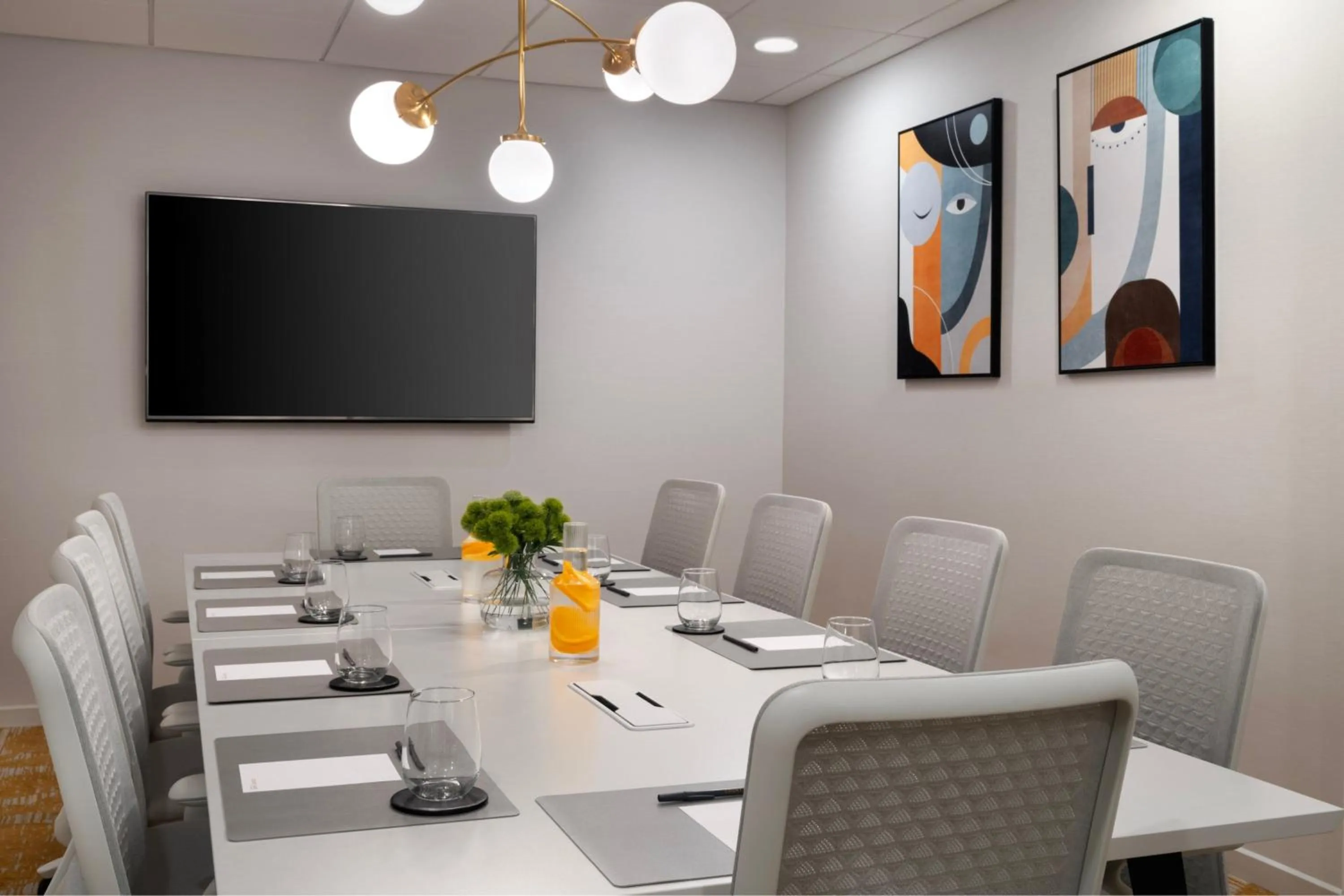 Meeting/conference room in Courtyard by Marriott New York Manhattan / Soho