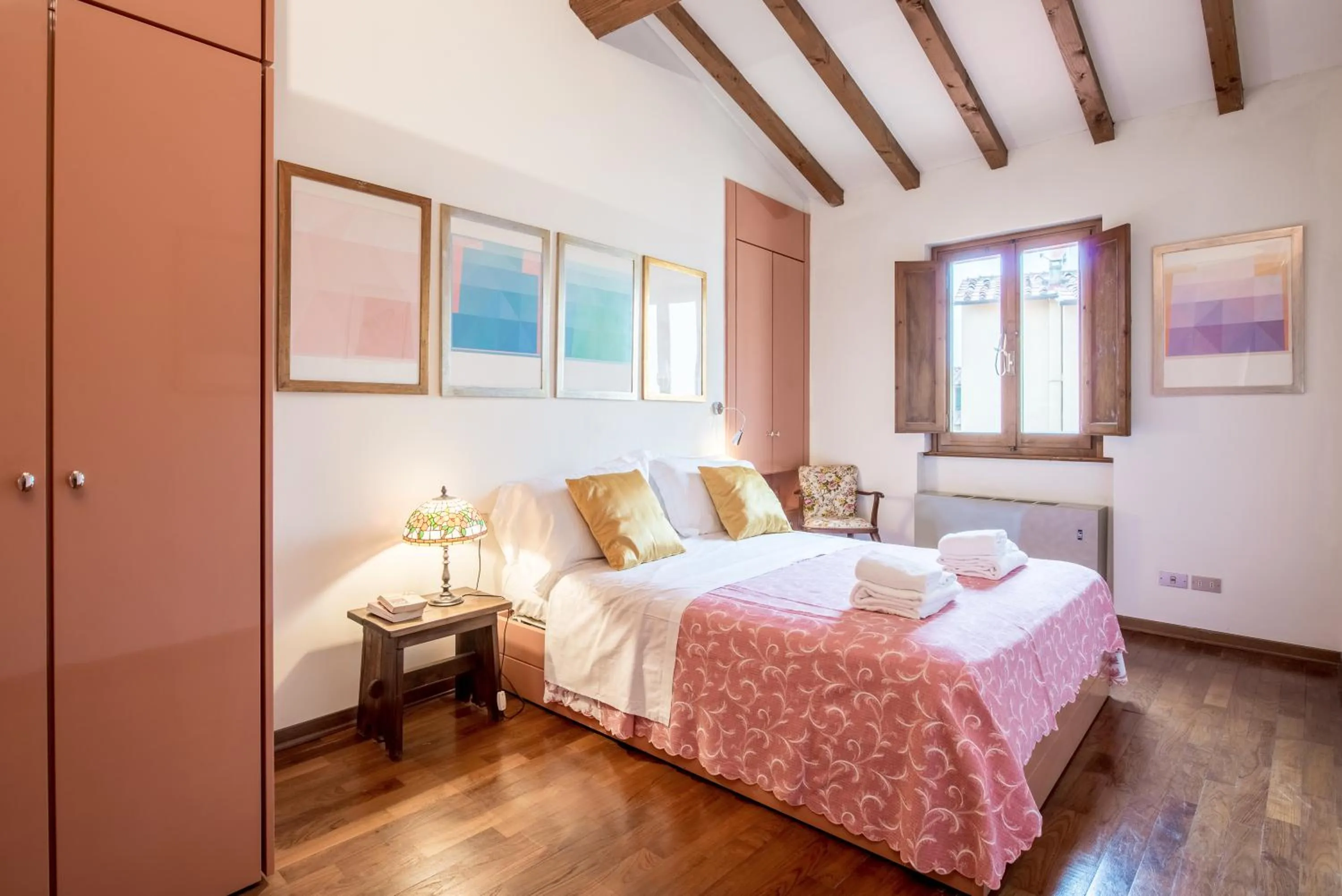 Bedroom, Bed in Prestige Signoria by Mmega