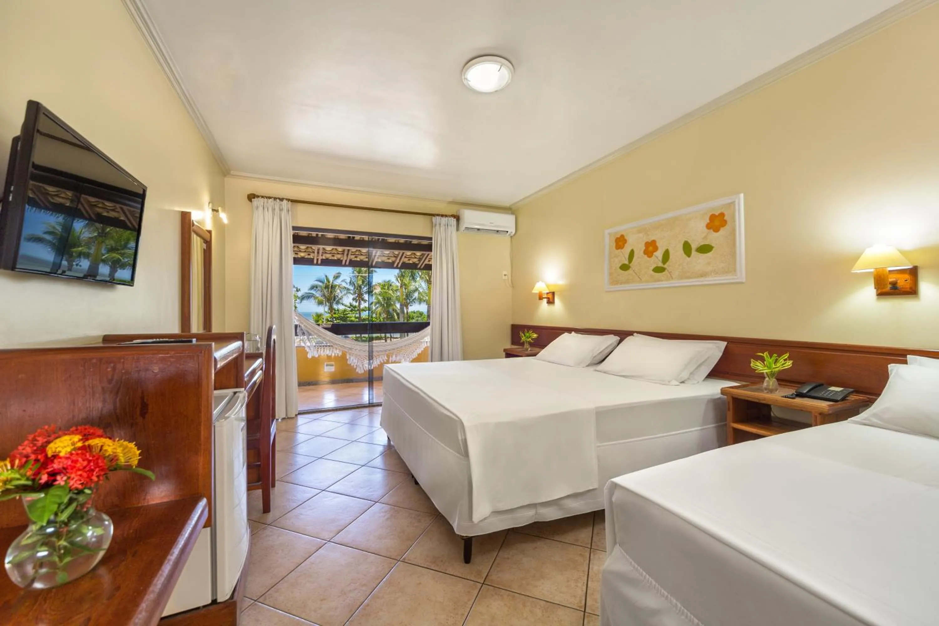 Bedroom, Bed in Porto Cálem Praia Hotel