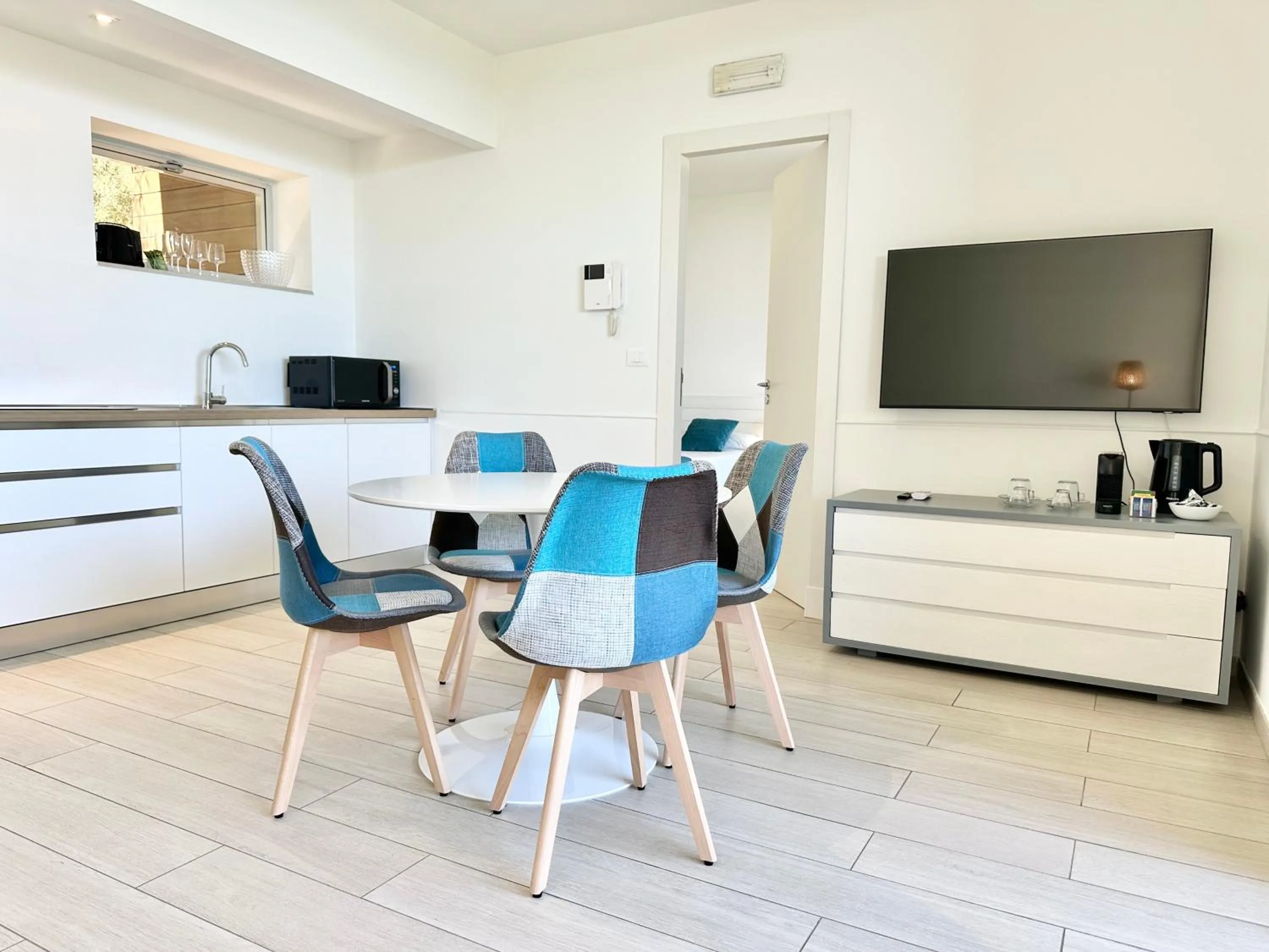 Isola Bella Infinity Suites