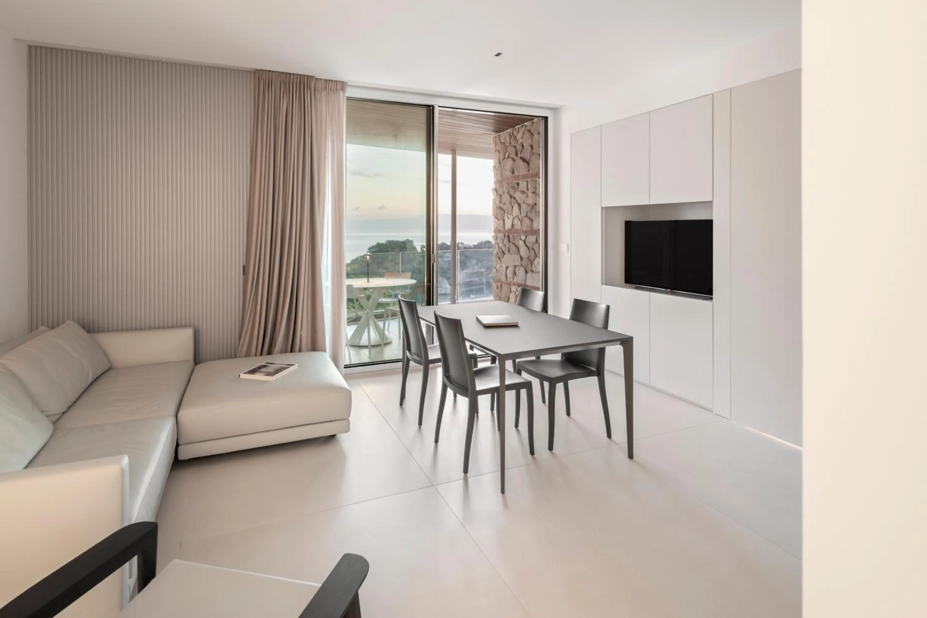 Living room in Isola Bella Infinity Suites