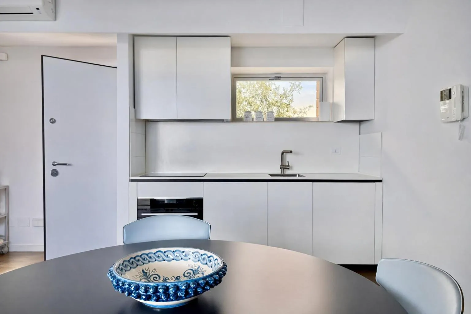 Isola Bella Infinity Suites