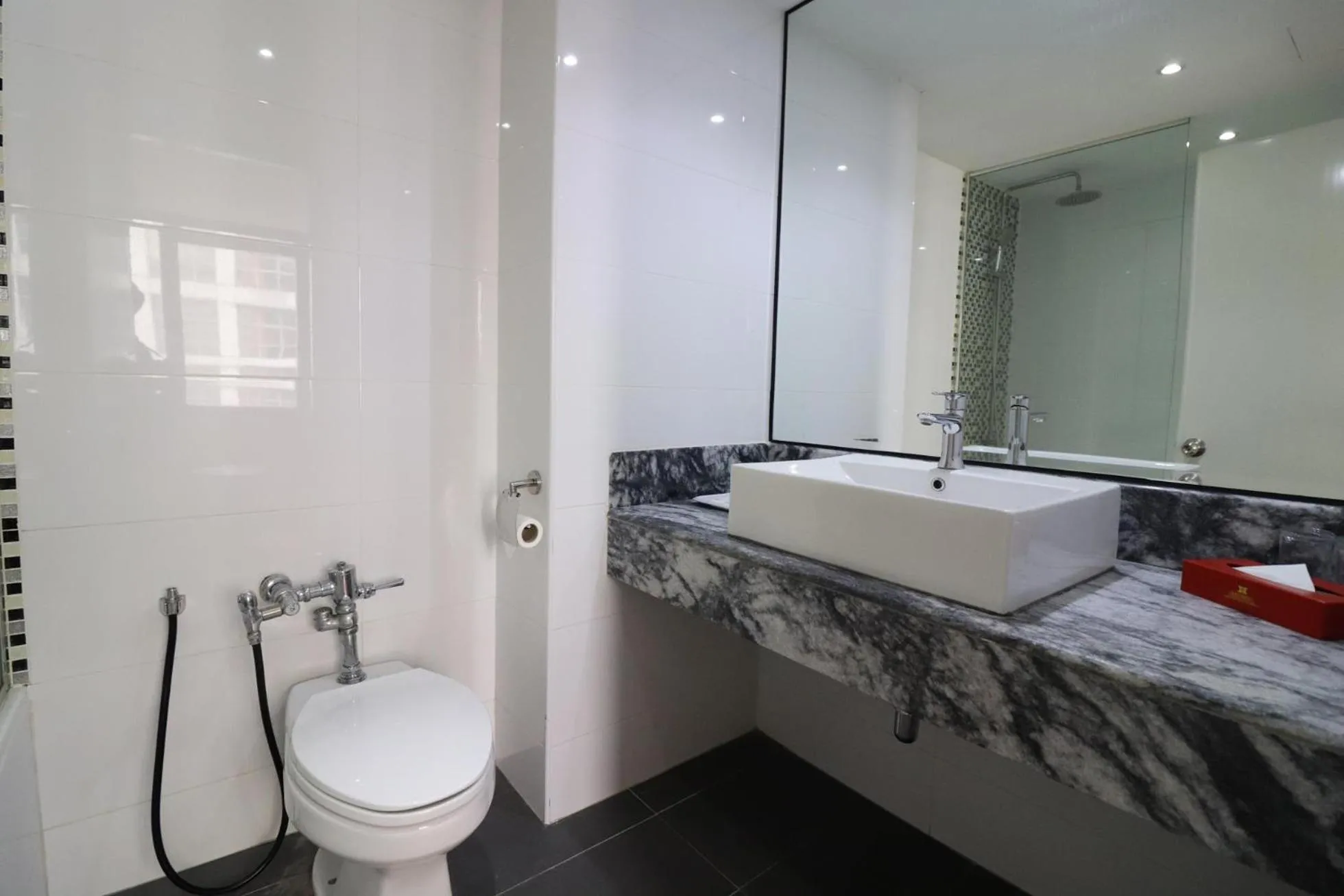 Bathroom in Hotel Grand Continental Kuala Lumpur