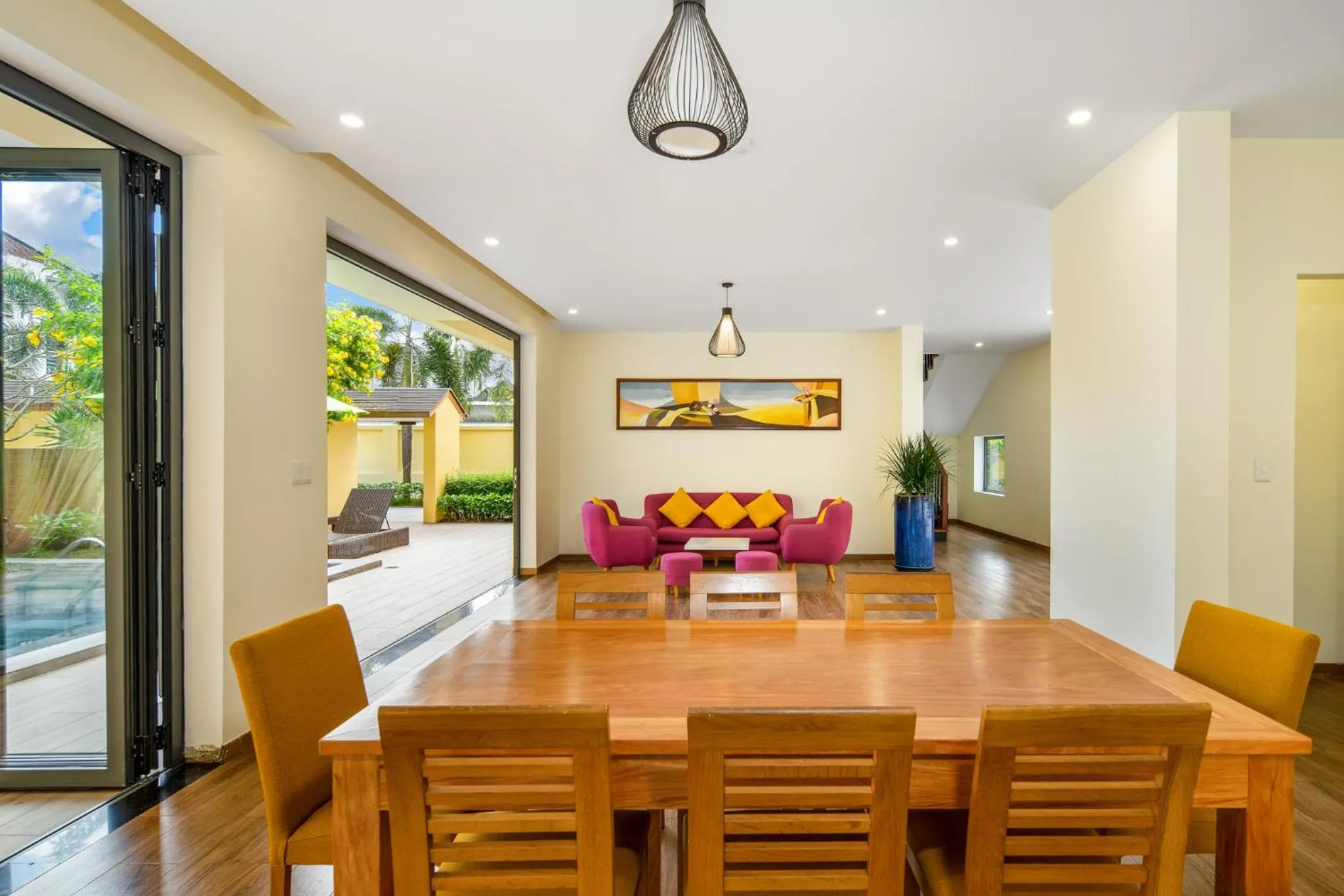 Dining area in Hoa Co Villa - Garden & Poolview