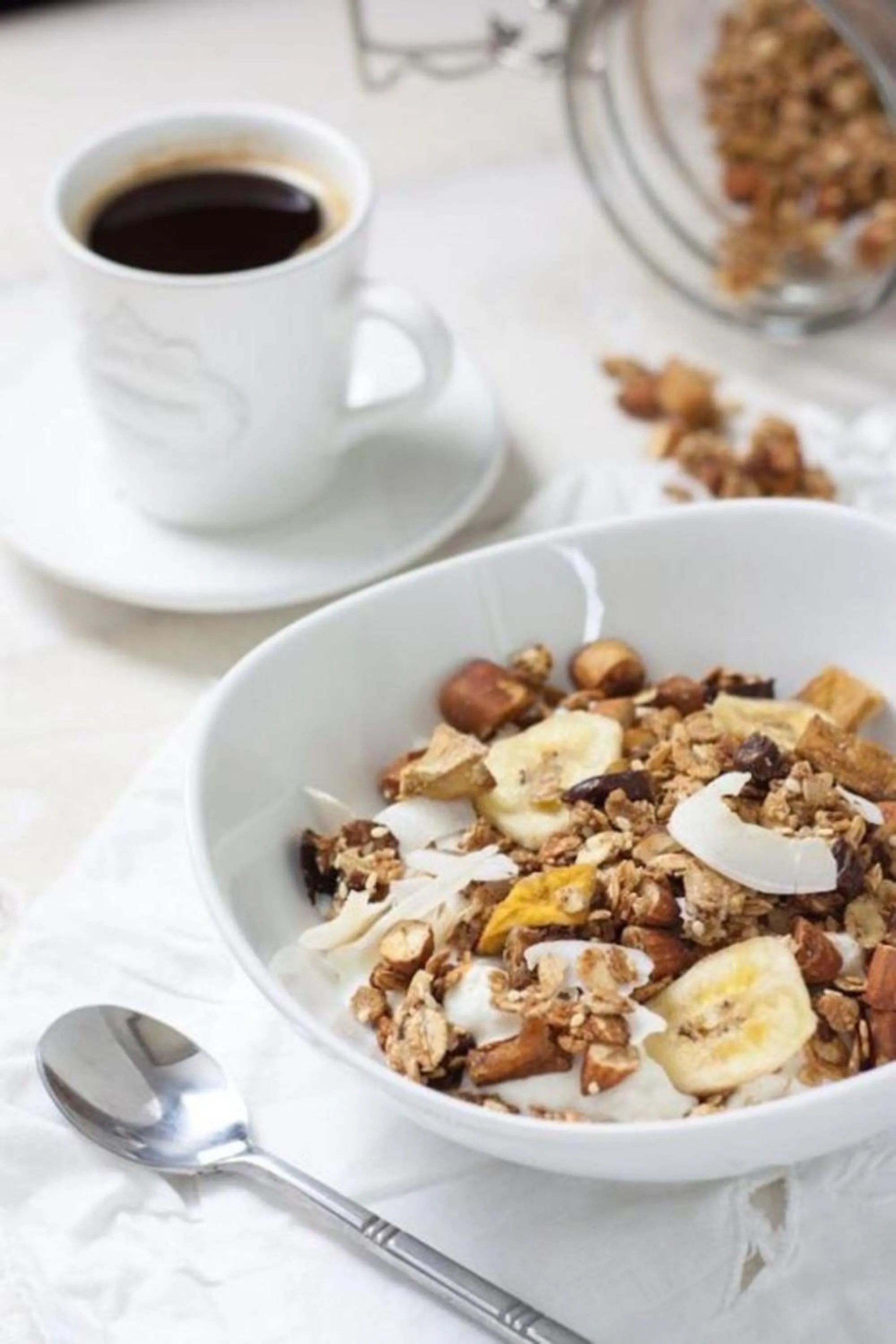 Breakfast in Hoa Co Villa - Garden & Poolview