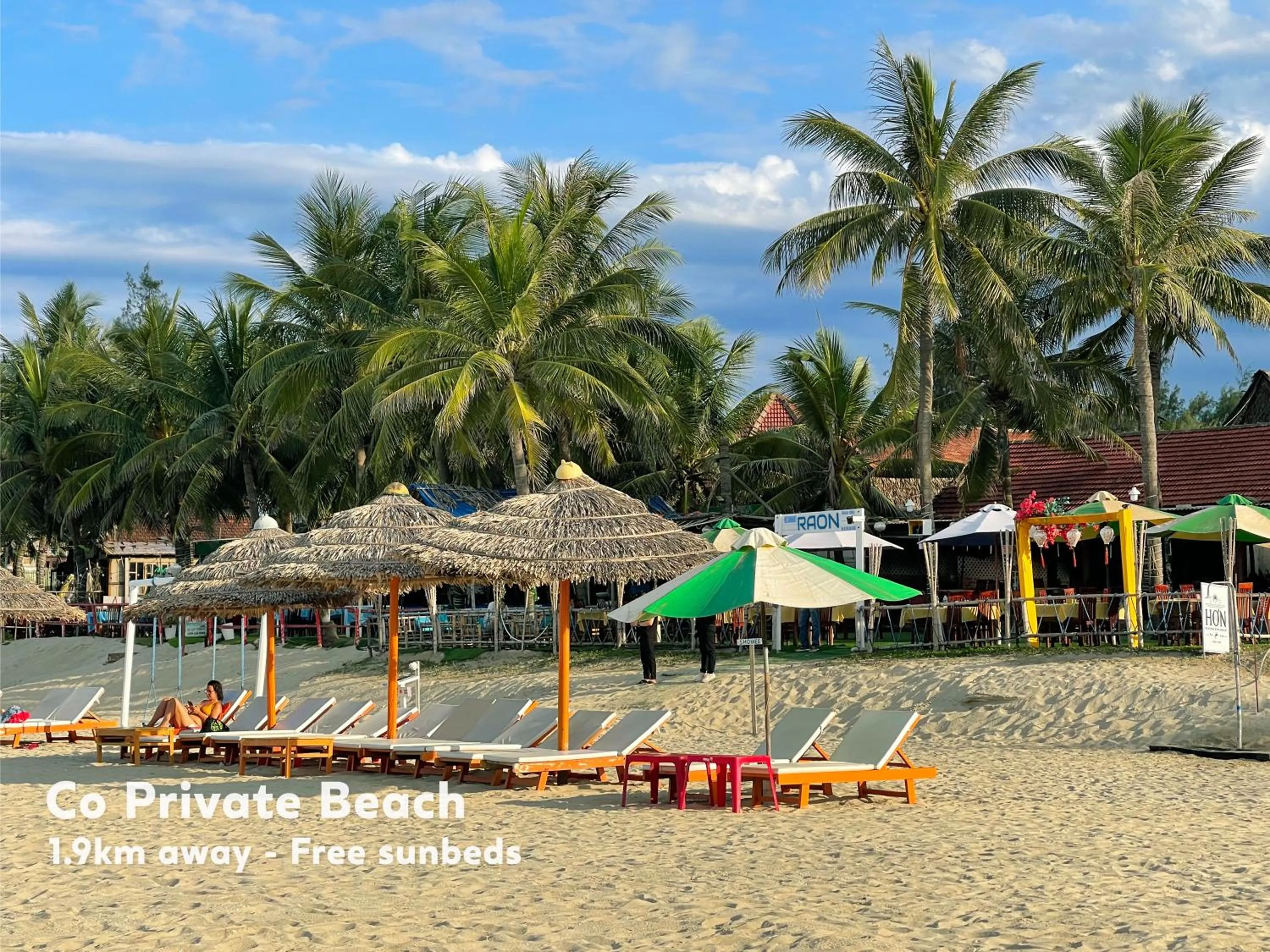 Day in Hoa Co Villa - Garden & Poolview