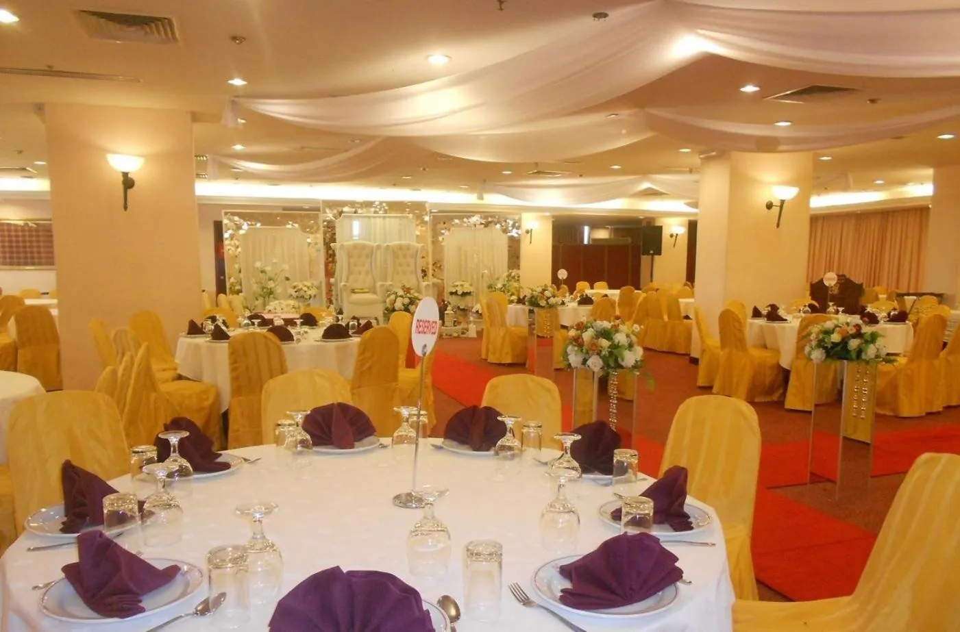 Restaurant/places to eat in Hotel Grand Continental Kuala Terengganu