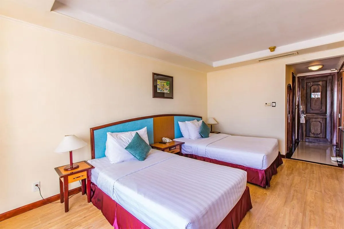 Bed in Yasaka Saigon Nha Trang Hotel & Spa