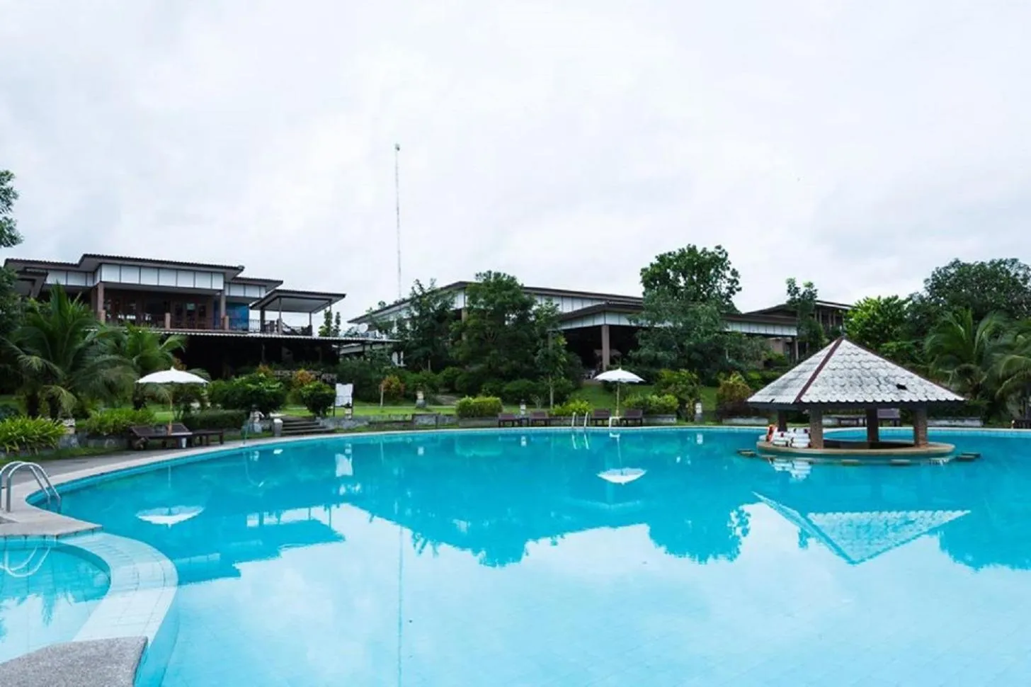 Swimming pool in Nakakiri Resort & Spa