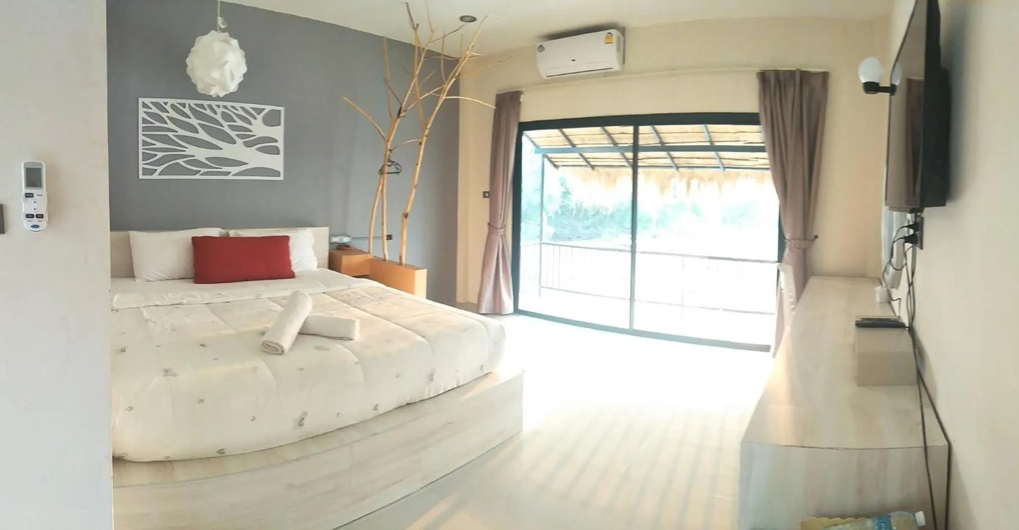 Bed in Suwi Coco Ville Resort