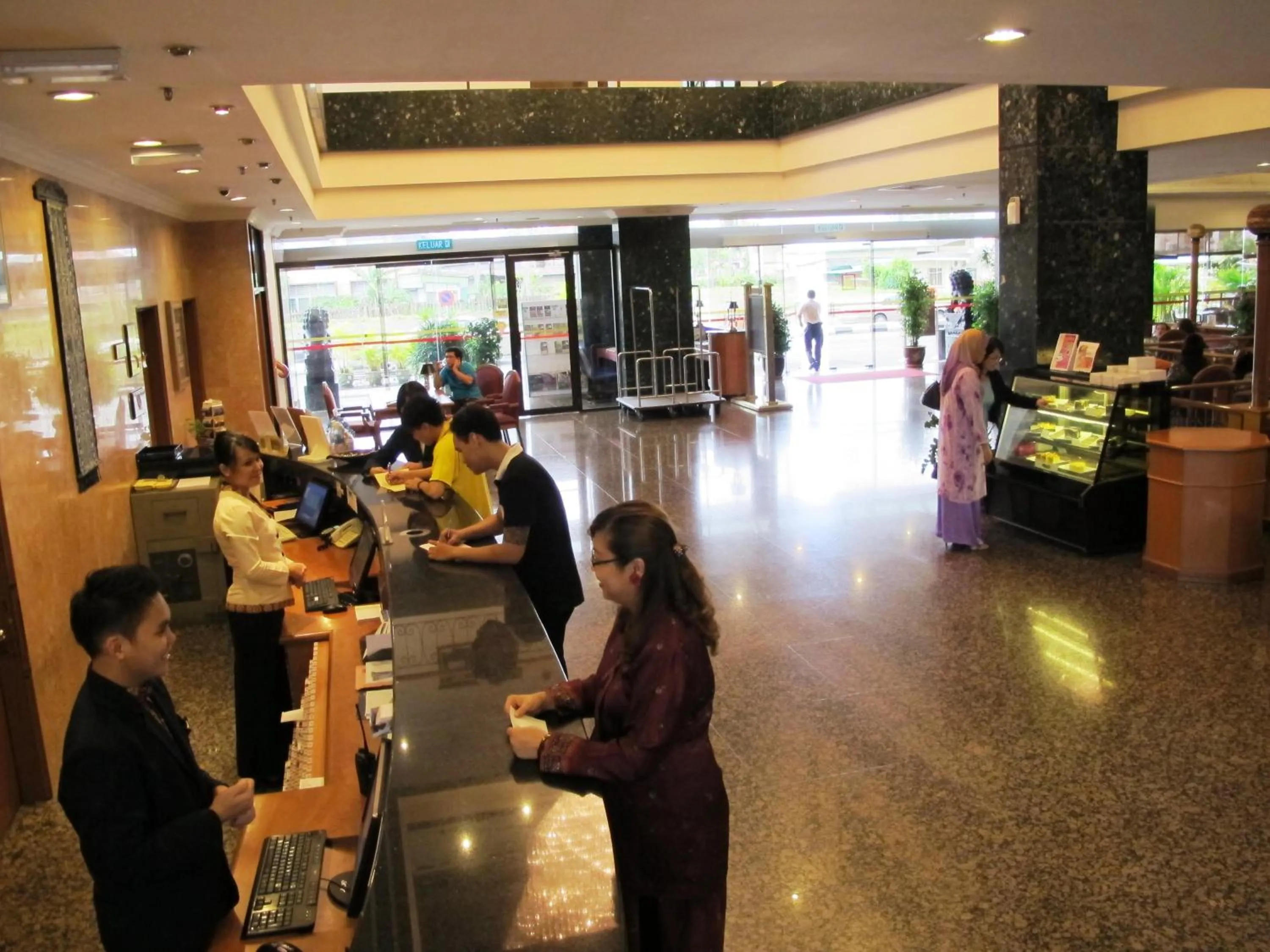 Lobby or reception in Hotel Grand Continental Kuching