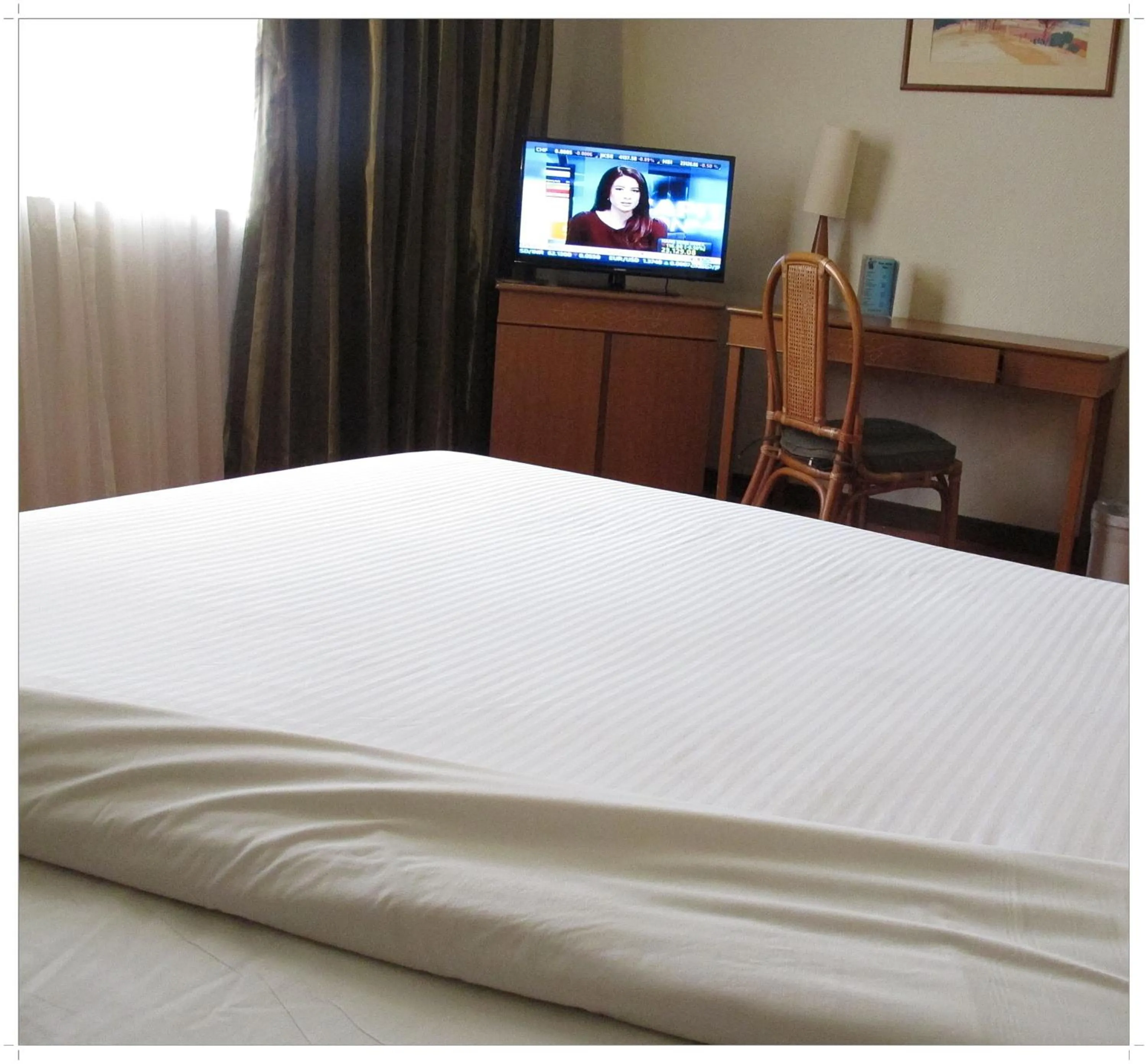 Bed in Hotel Grand Continental Kuching