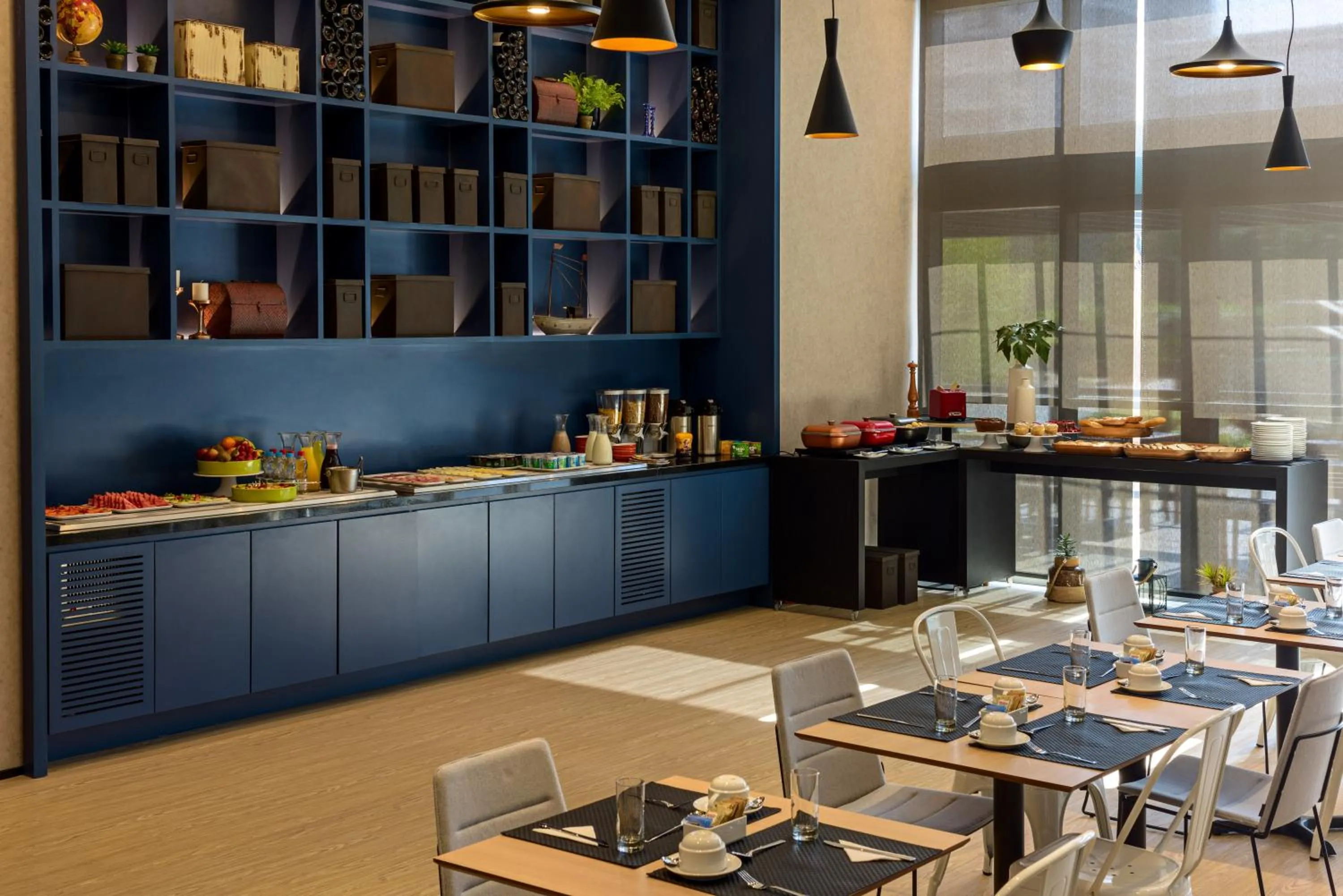 Restaurant/places to eat in Mercure Sao Paulo Barra Funda