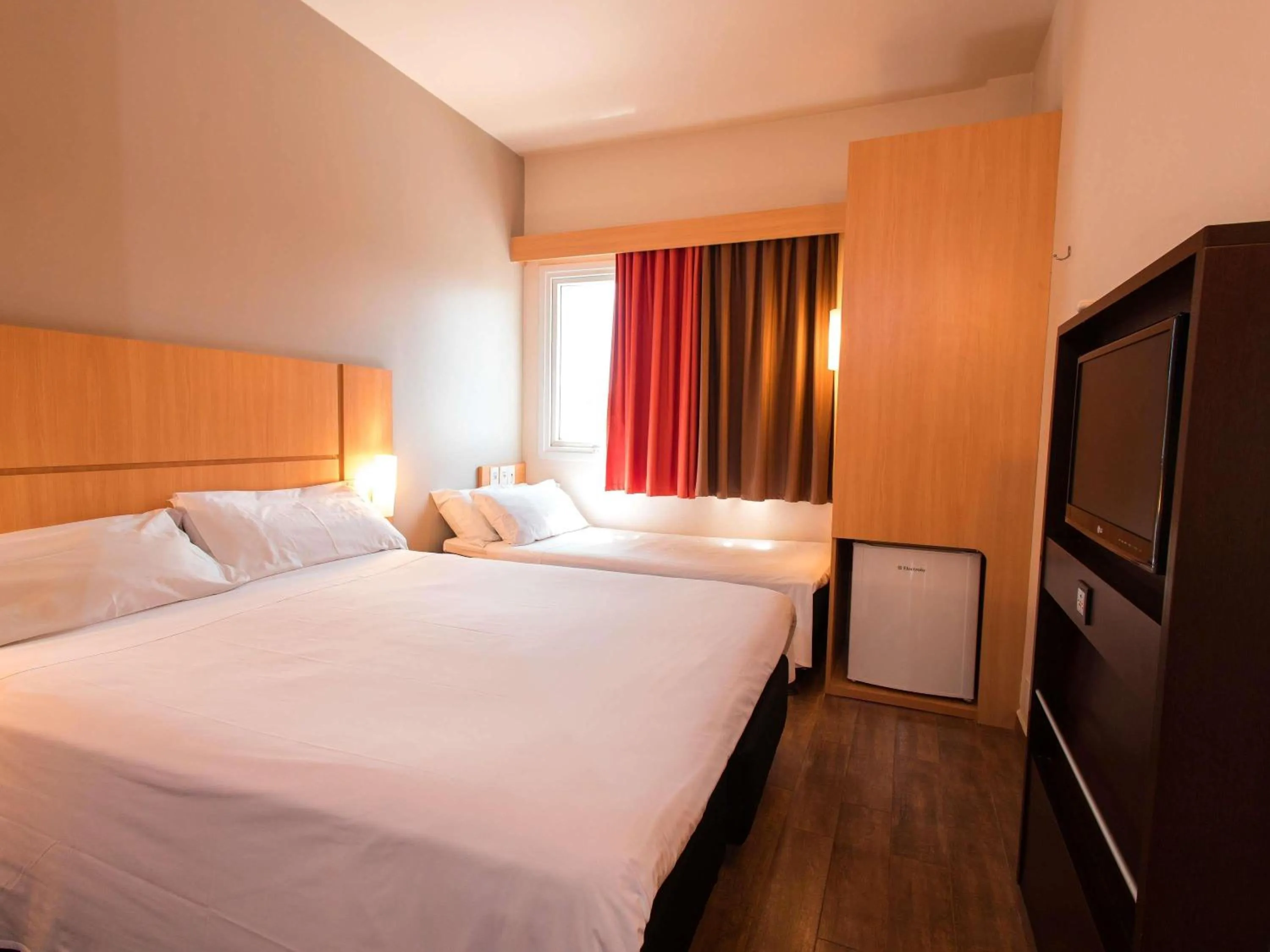 Bedroom, Bed in ibis Presidente Prudente Manoel Goulart