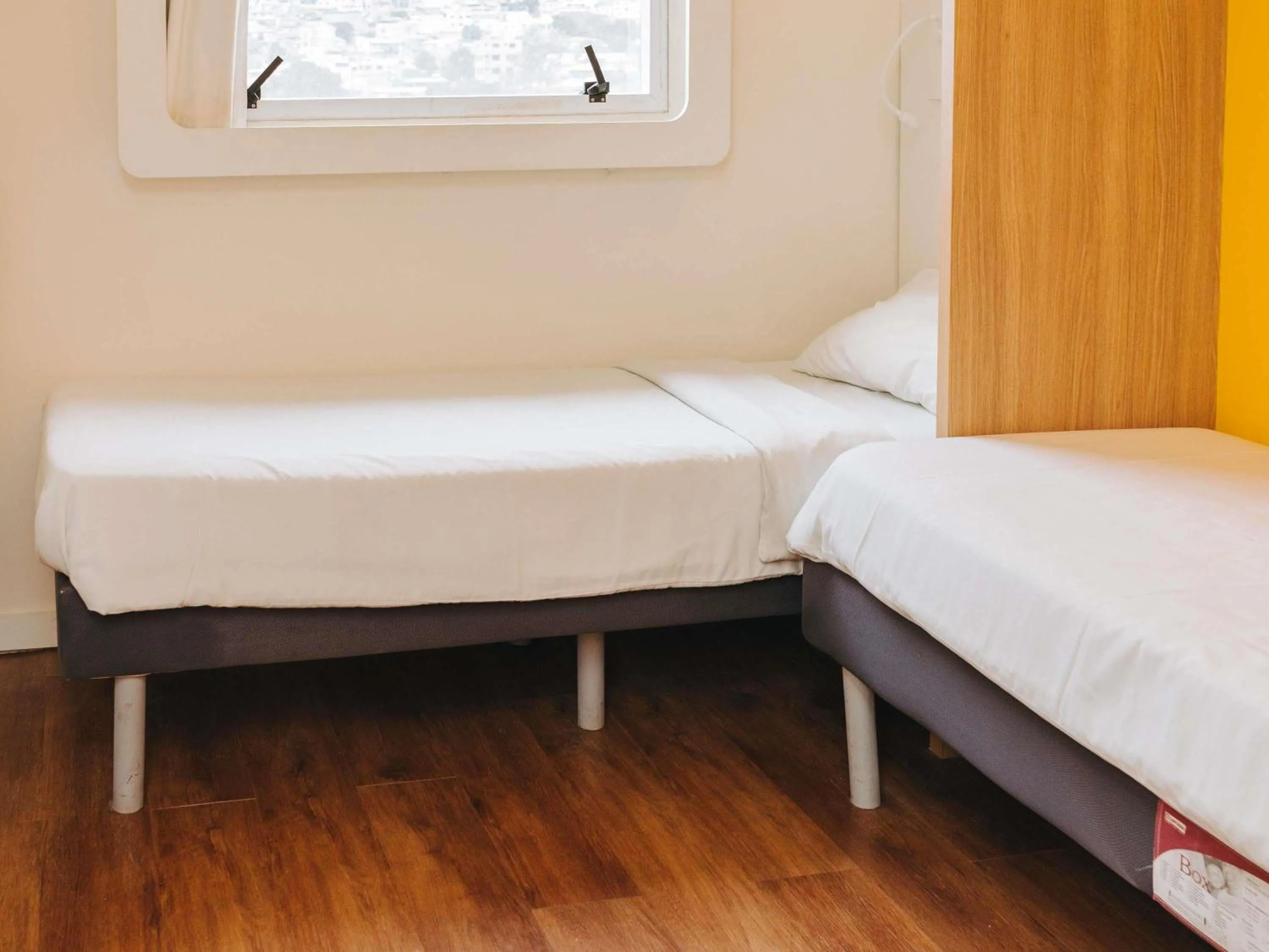 Bedroom, Bed in ibis budget Barbacena