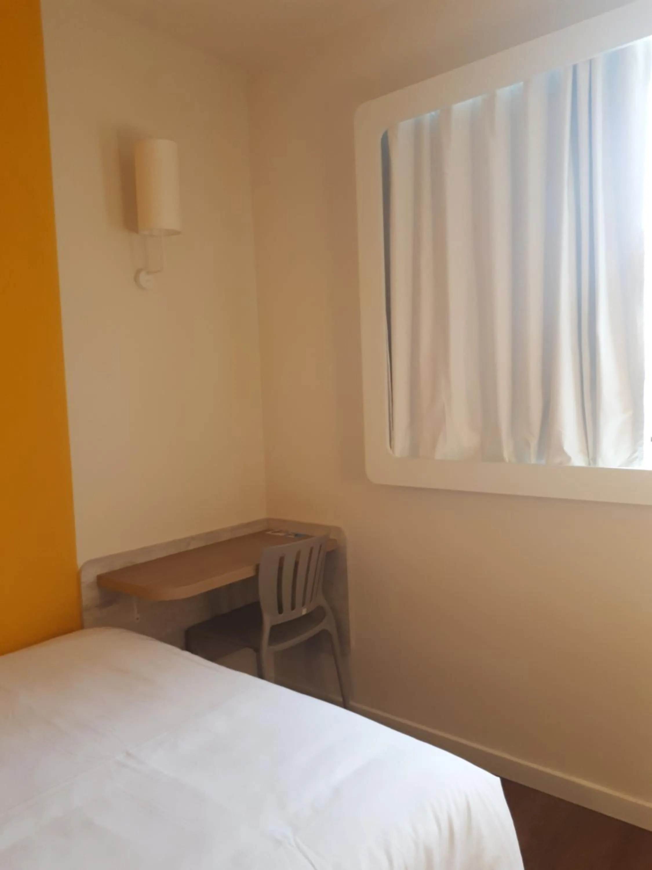 Bed in ibis budget Barbacena