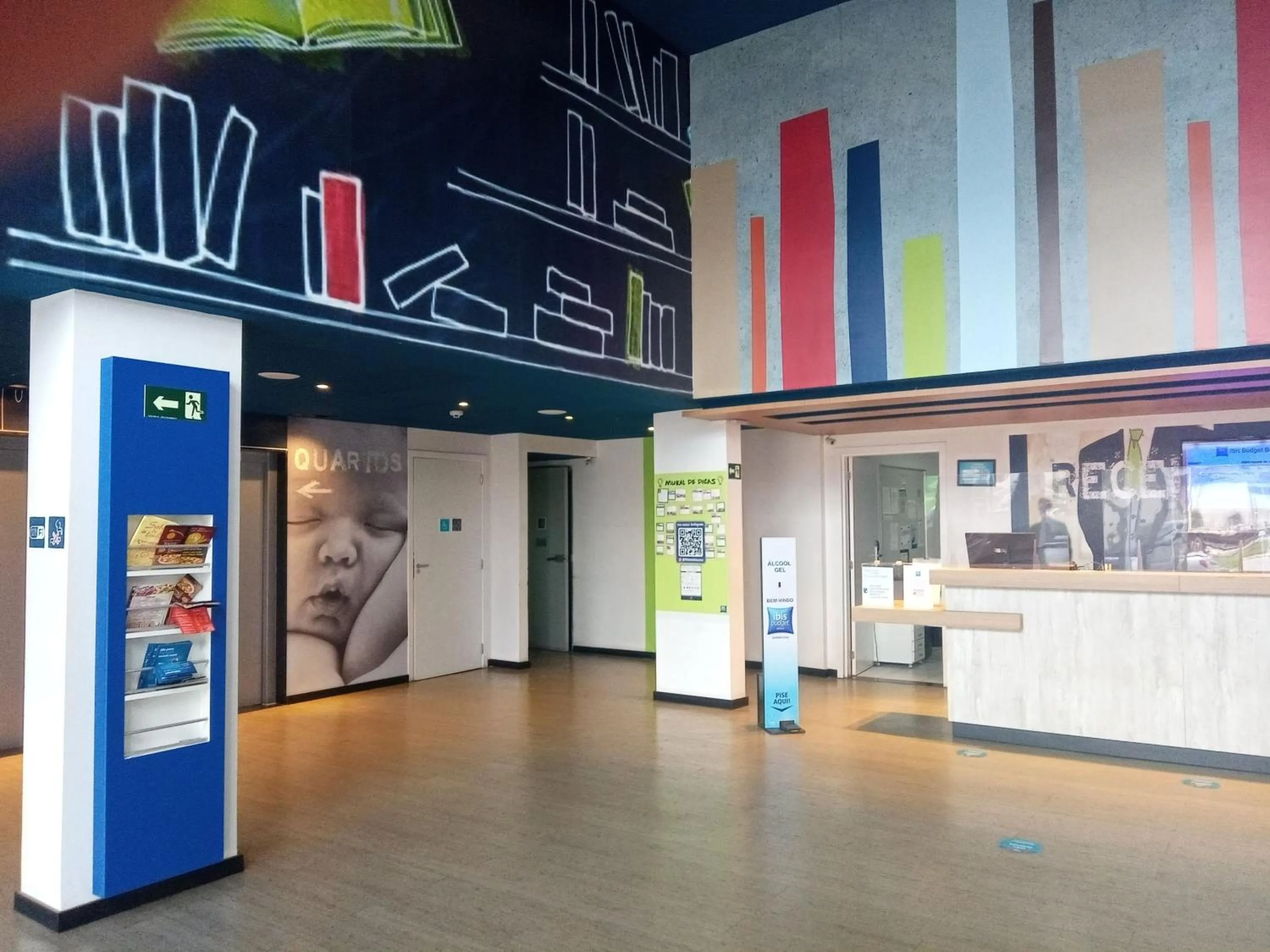 Facade/entrance in ibis budget Barbacena