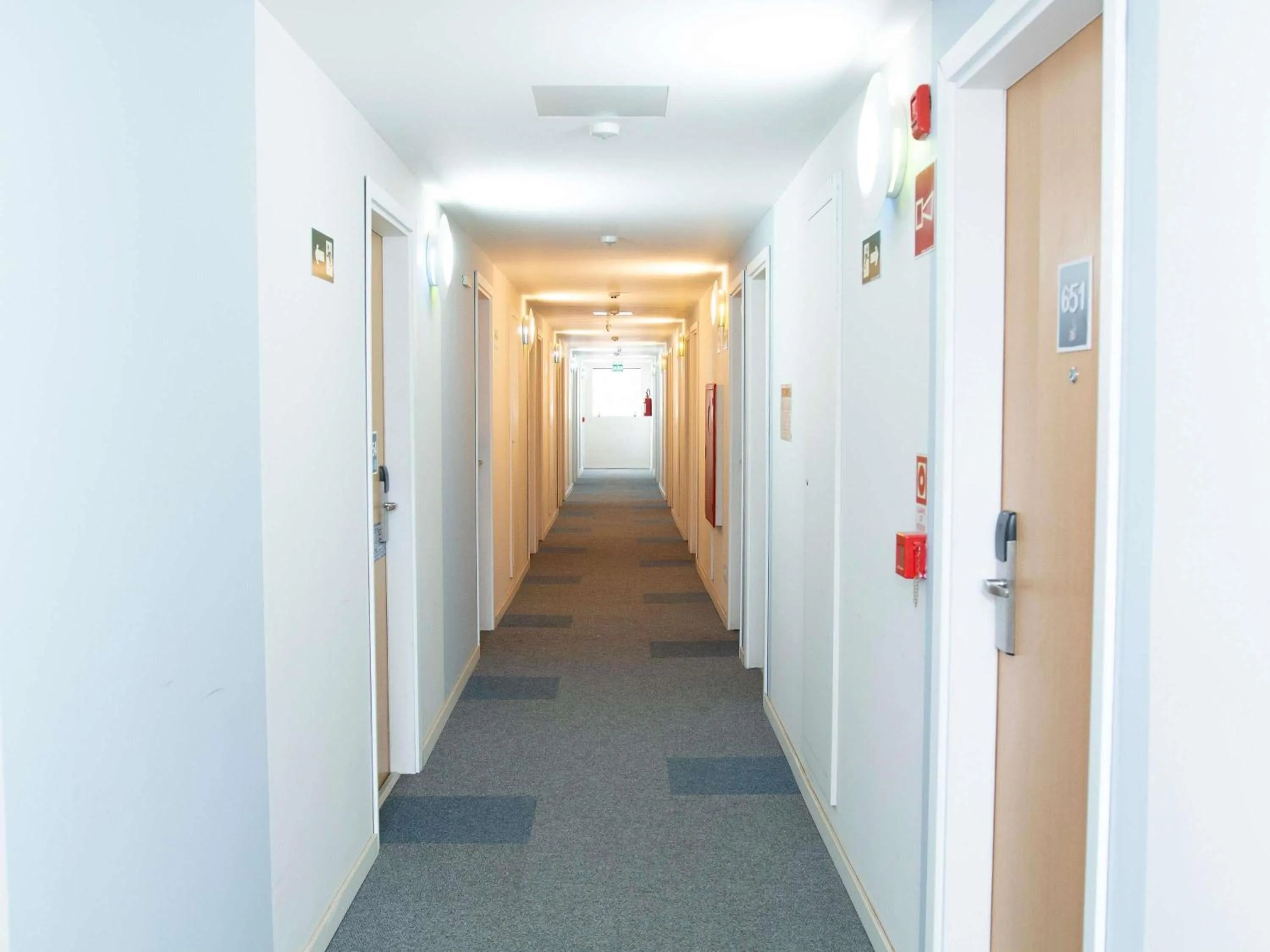 Bedroom in ibis budget Manhuaçu