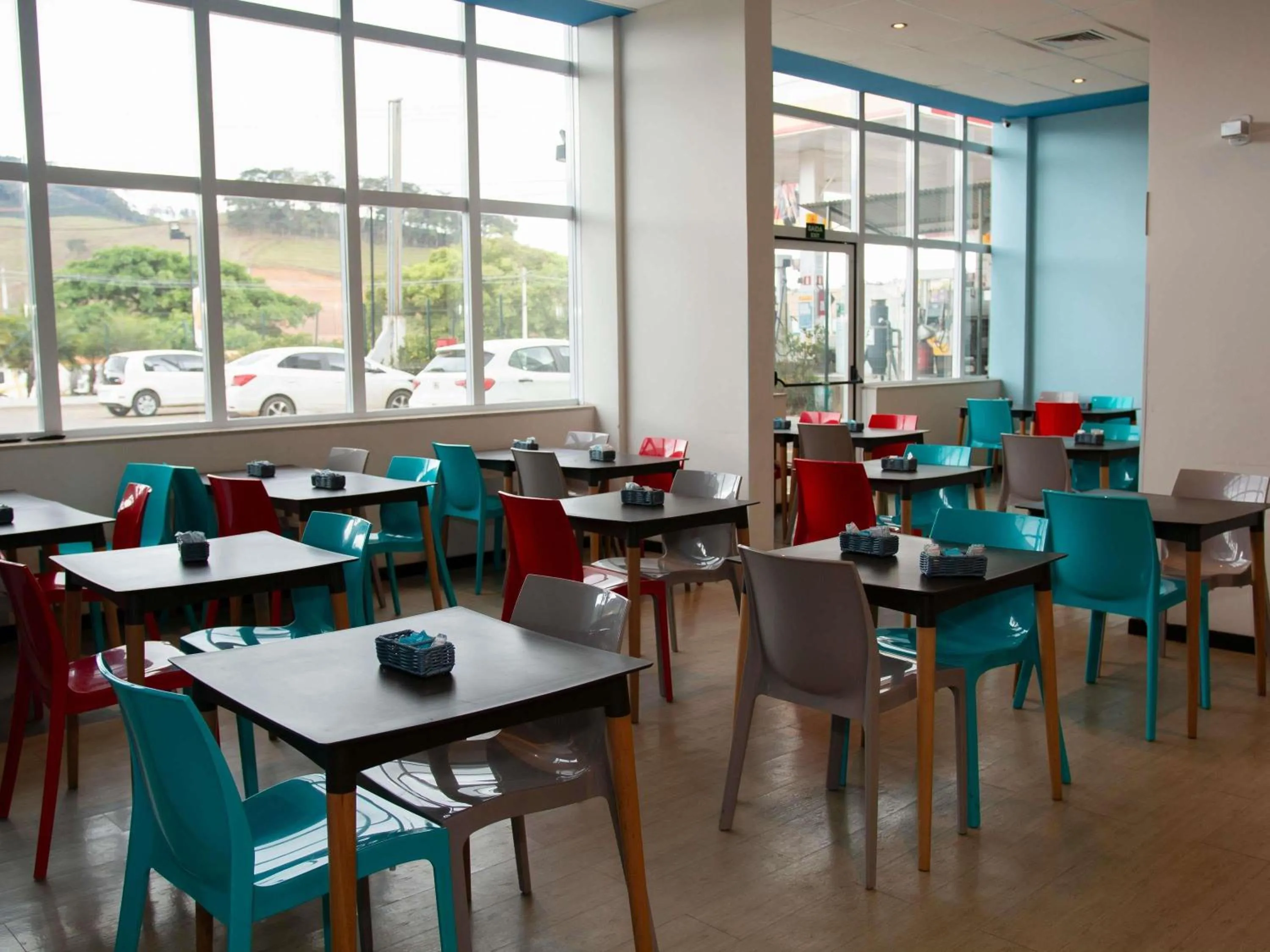 Restaurant/places to eat in ibis budget Manhuaçu