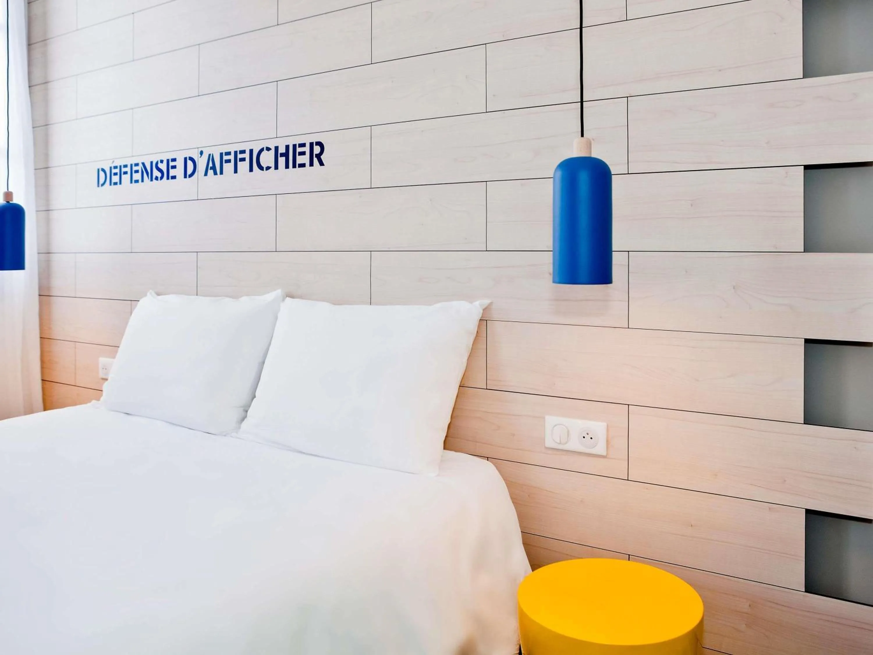 Bedroom, Bed in ibis Styles Chalons en Champagne Centre