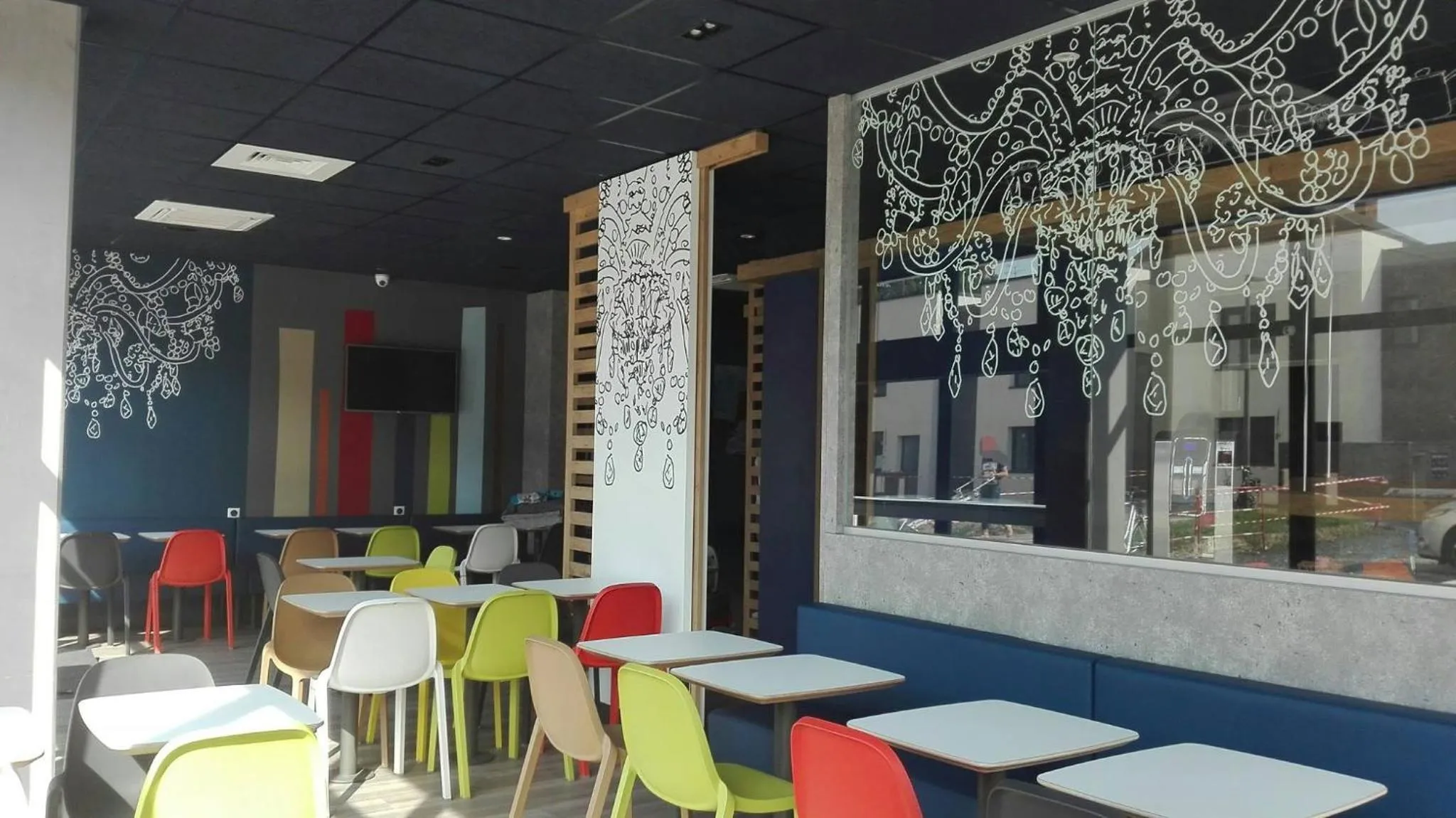 Buffet breakfast in Ibis Budget Amiens Centre Gare