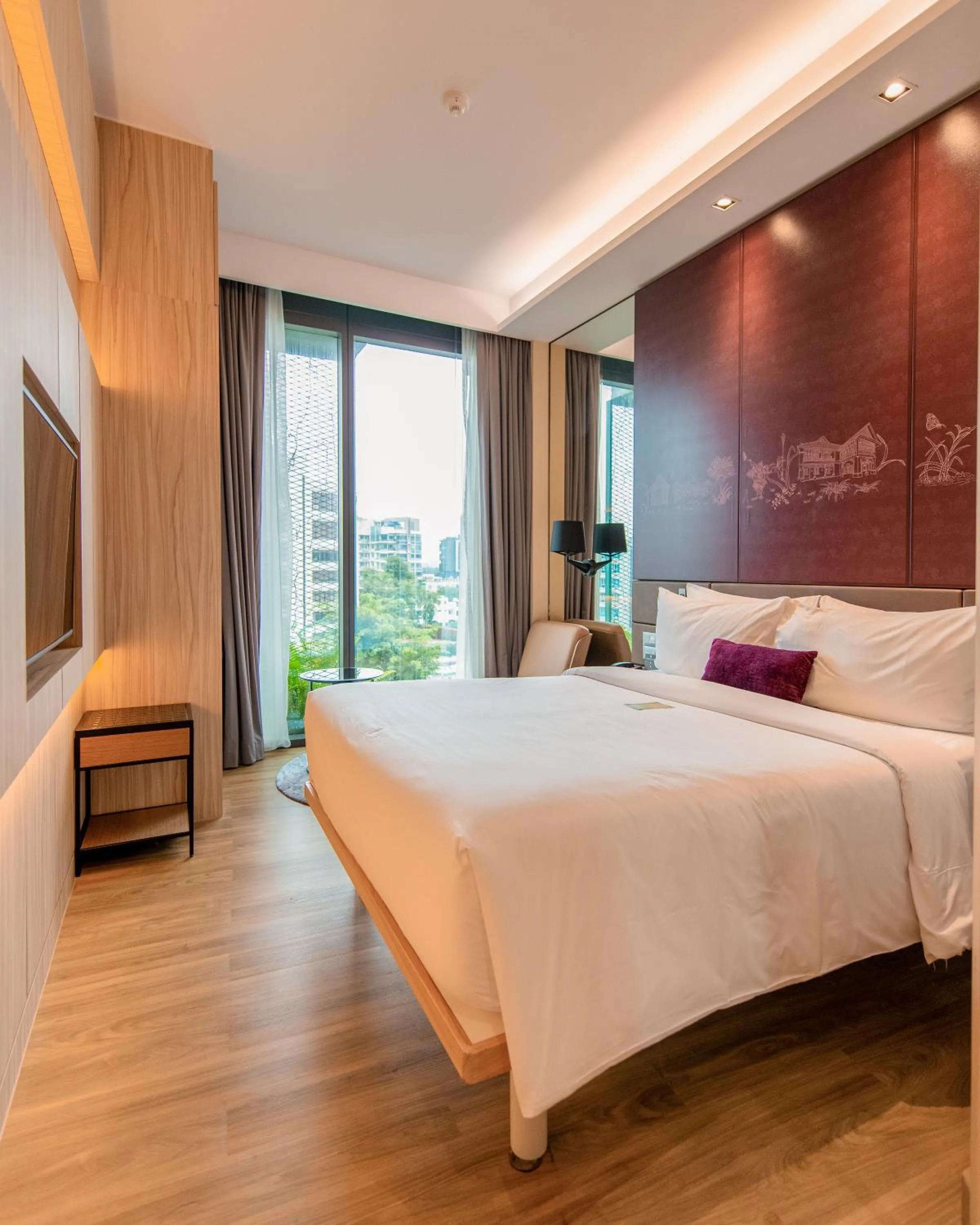 Bedroom, Bed in Mercure Singapore On Stevens