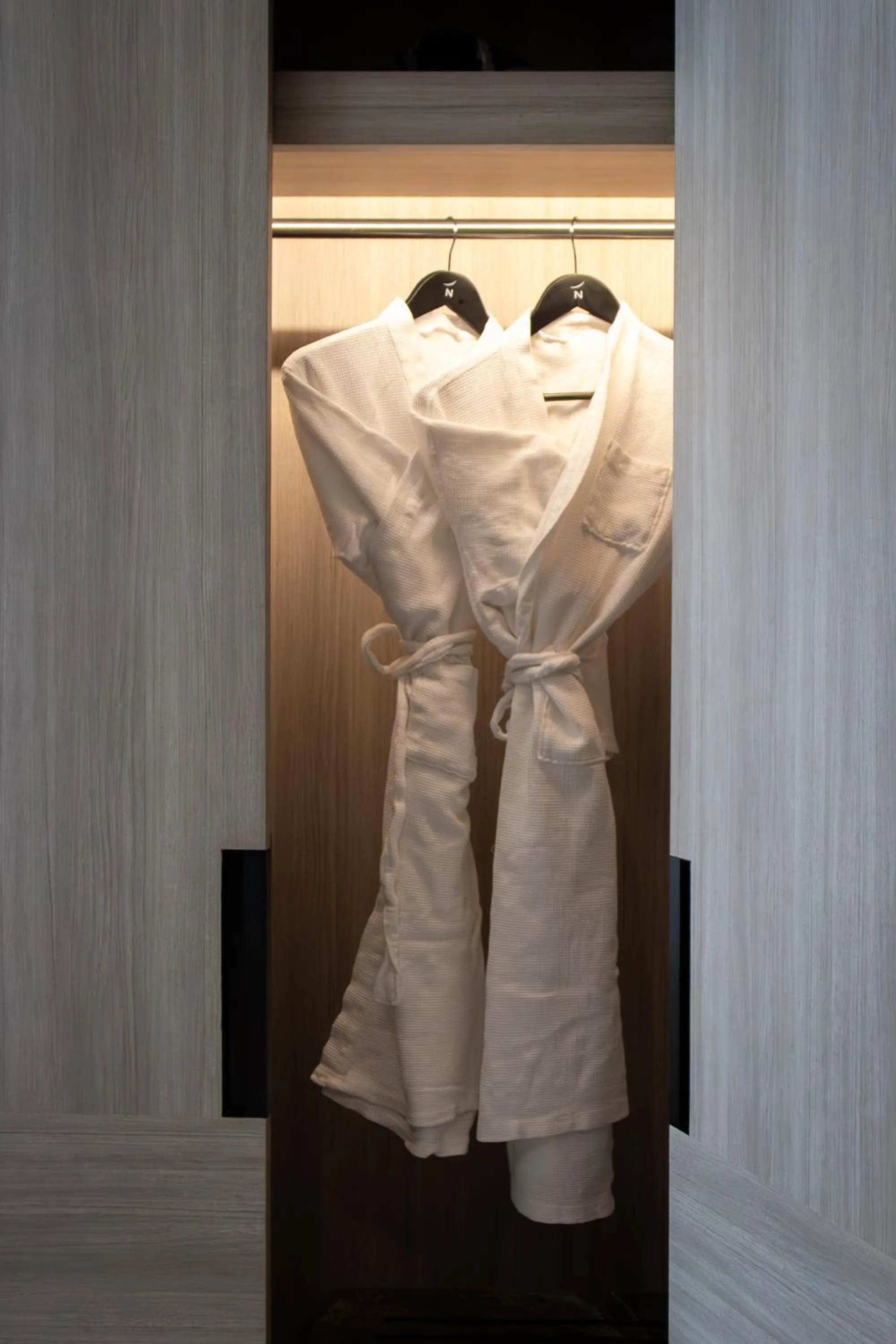 Bathroom in Novotel Singapore On Stevens