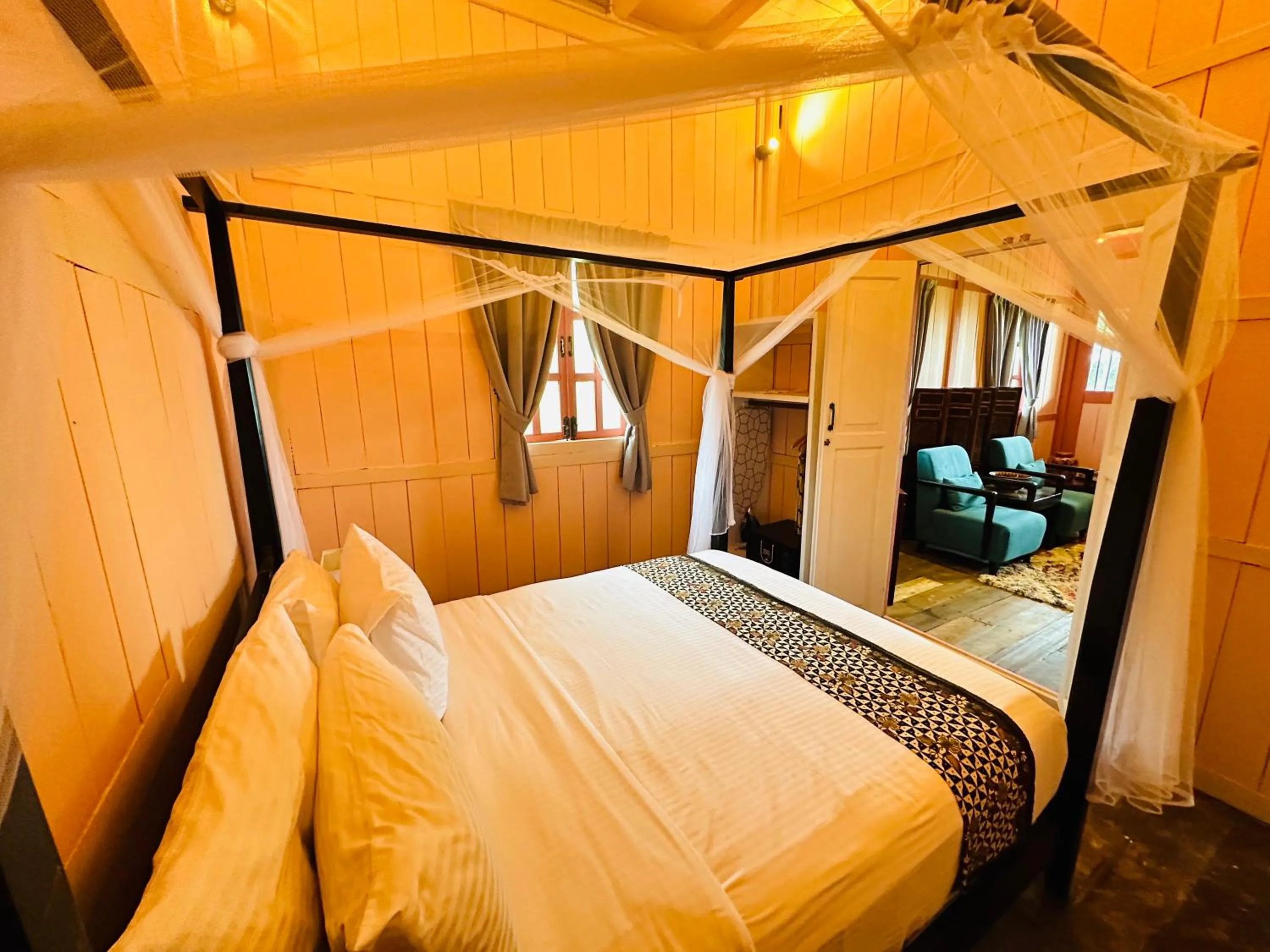 Bedroom, Bed in Temple Tree Resort