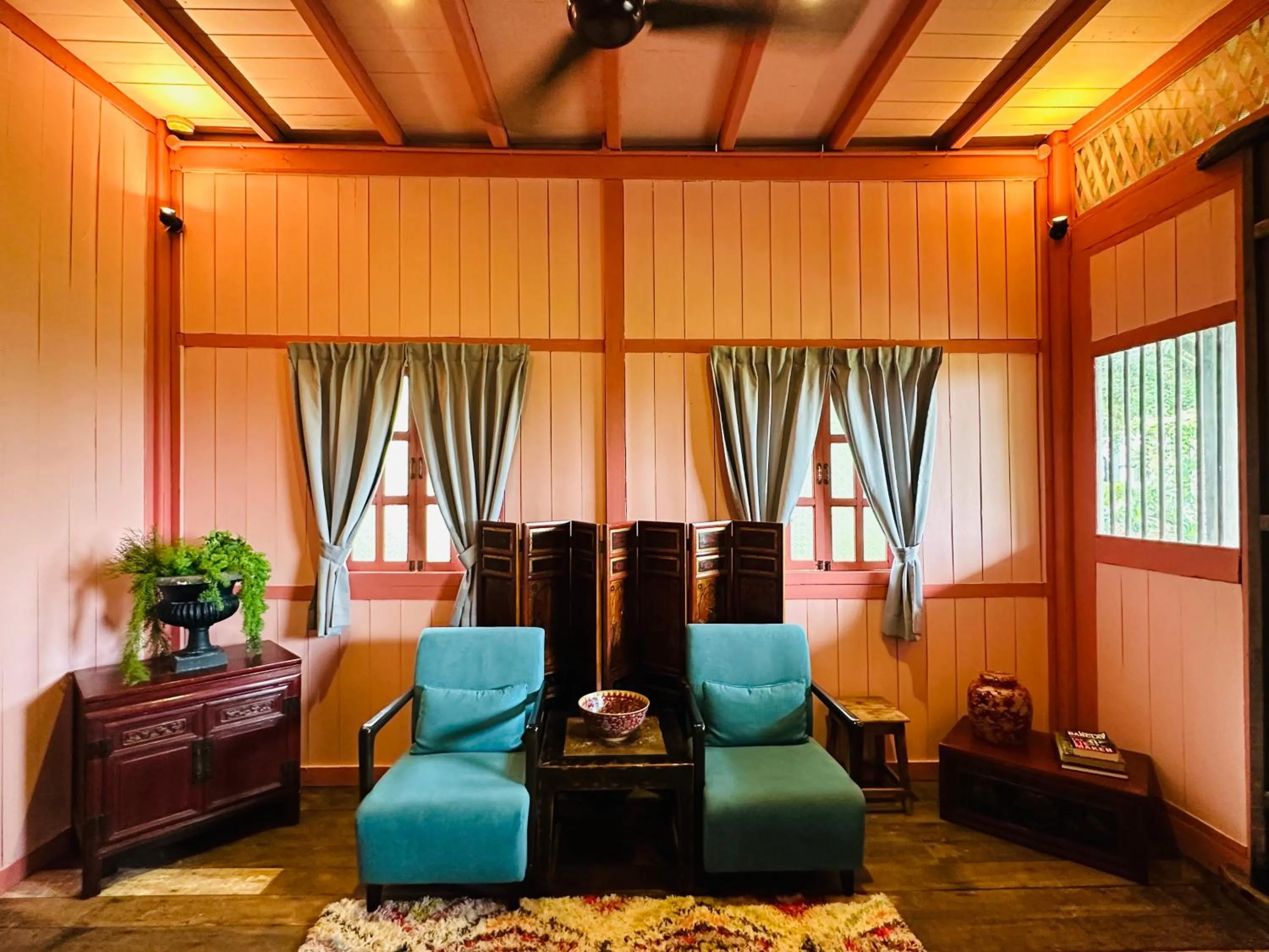 Living room in Temple Tree Resort