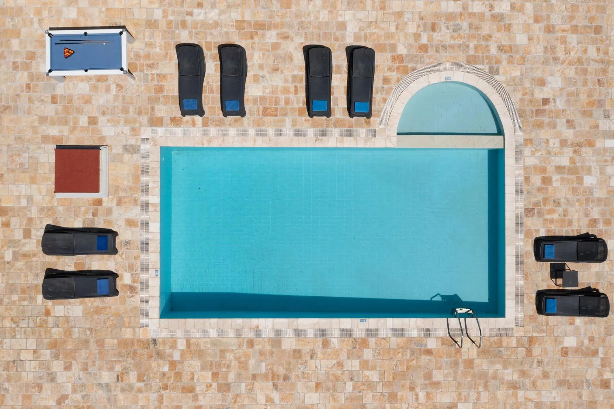 Swimming pool in Villa Levanda by WhiteDream Villas