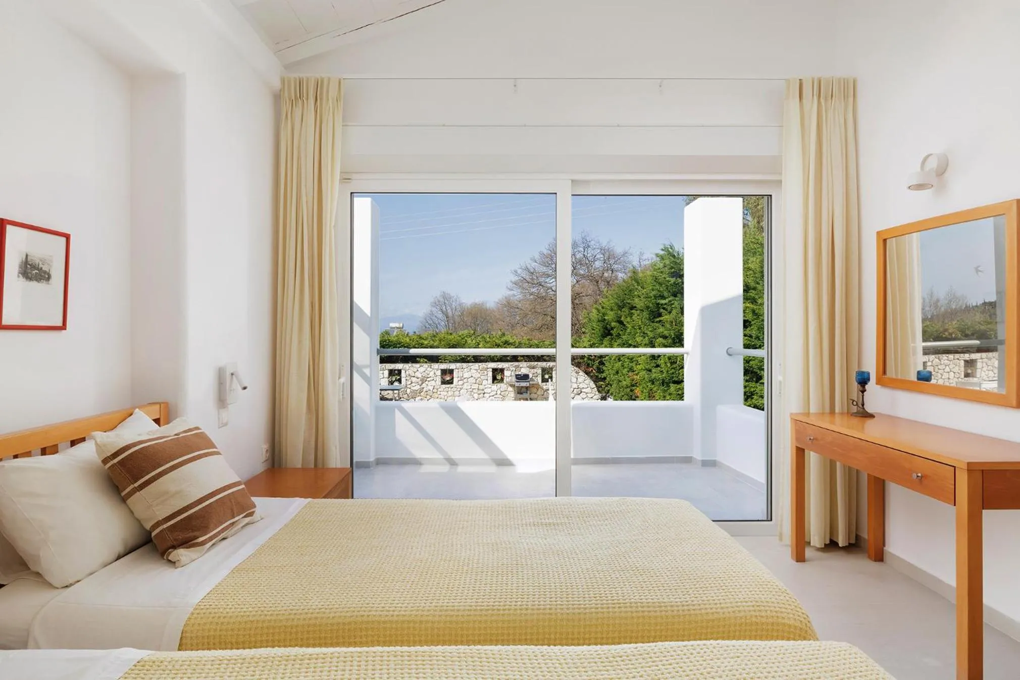 Bed in Villa Levanda by WhiteDream Villas