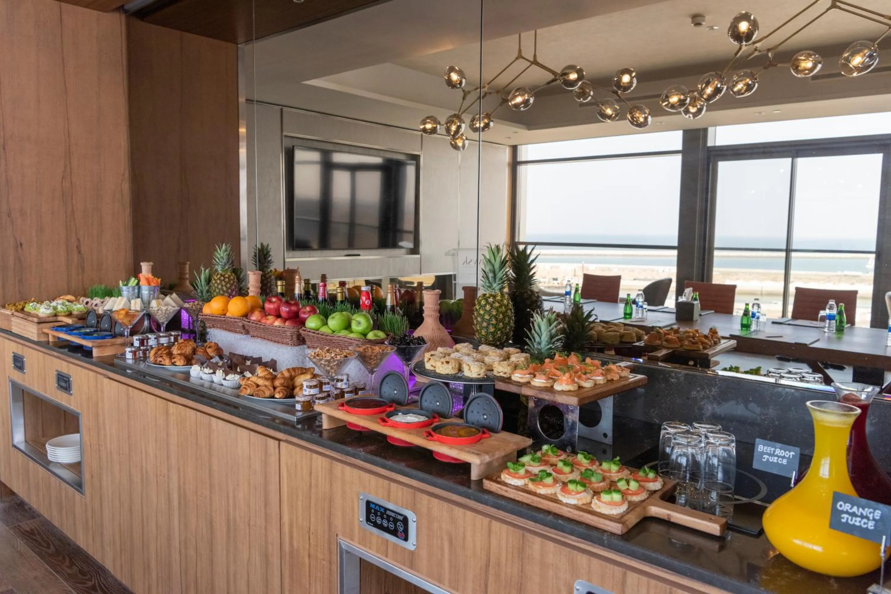 Food in Mysk Al Mouj Hotel