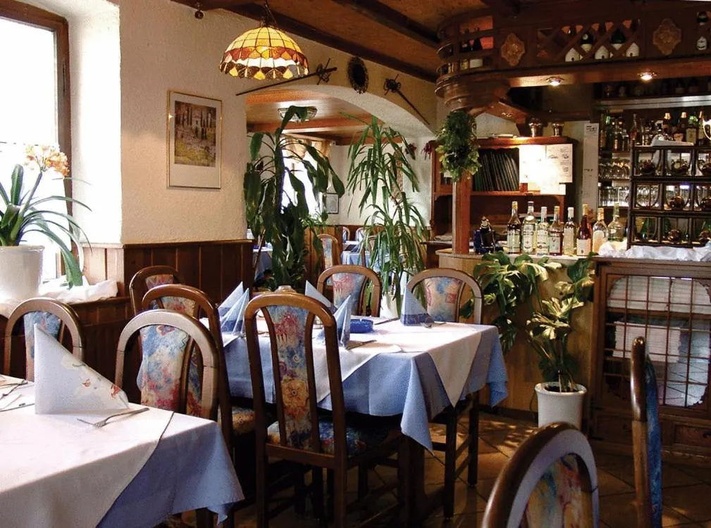 Restaurant/places to eat in Hotel Drei Könige