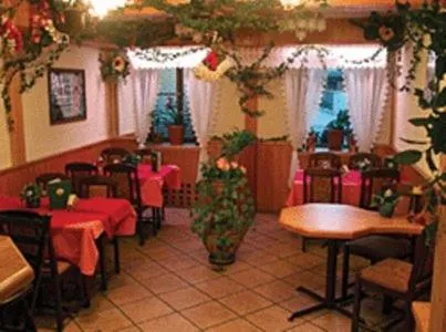 Restaurant/places to eat in Hotel Drei Könige
