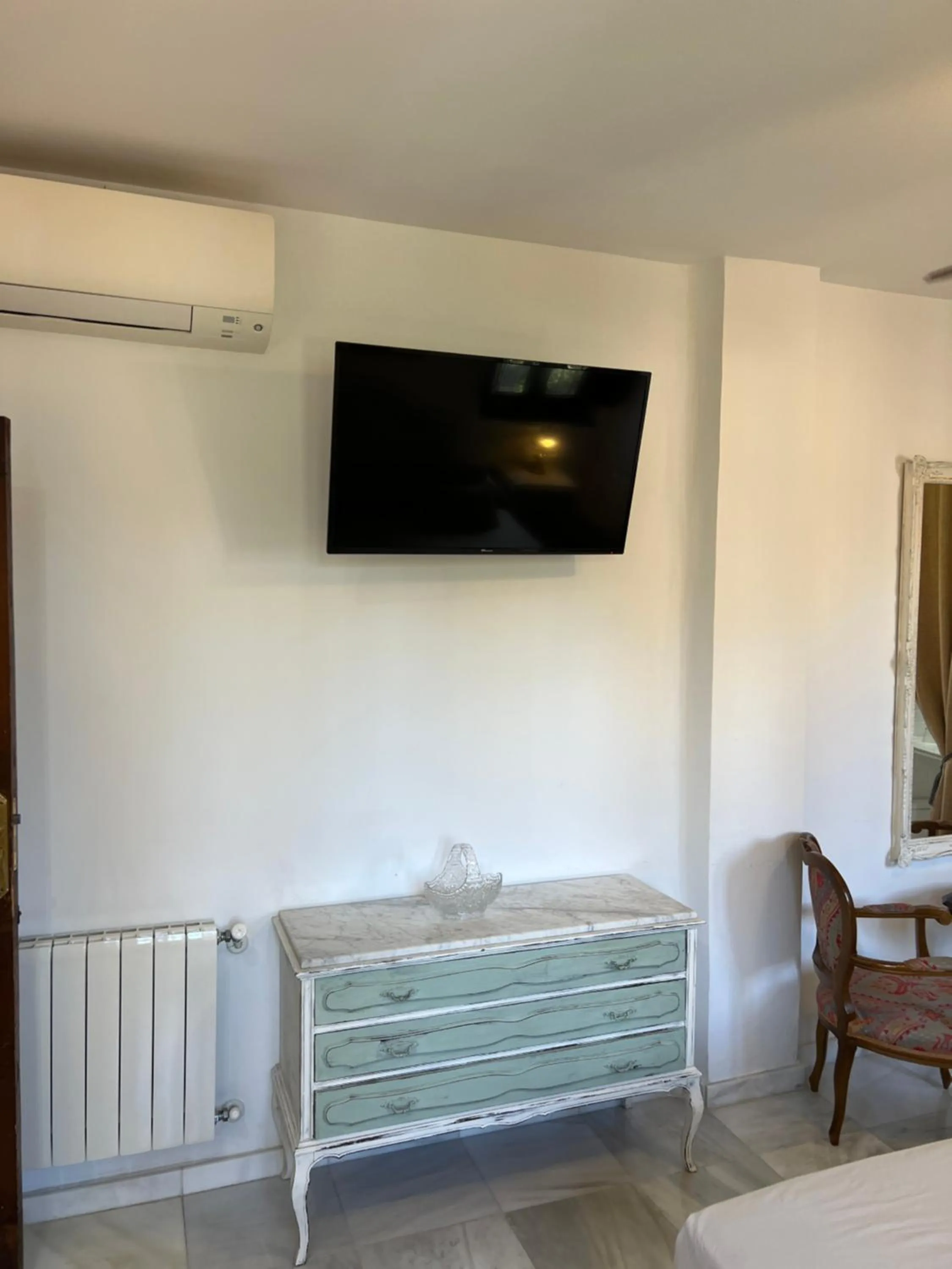 TV and multimedia in Hotelito Suecia