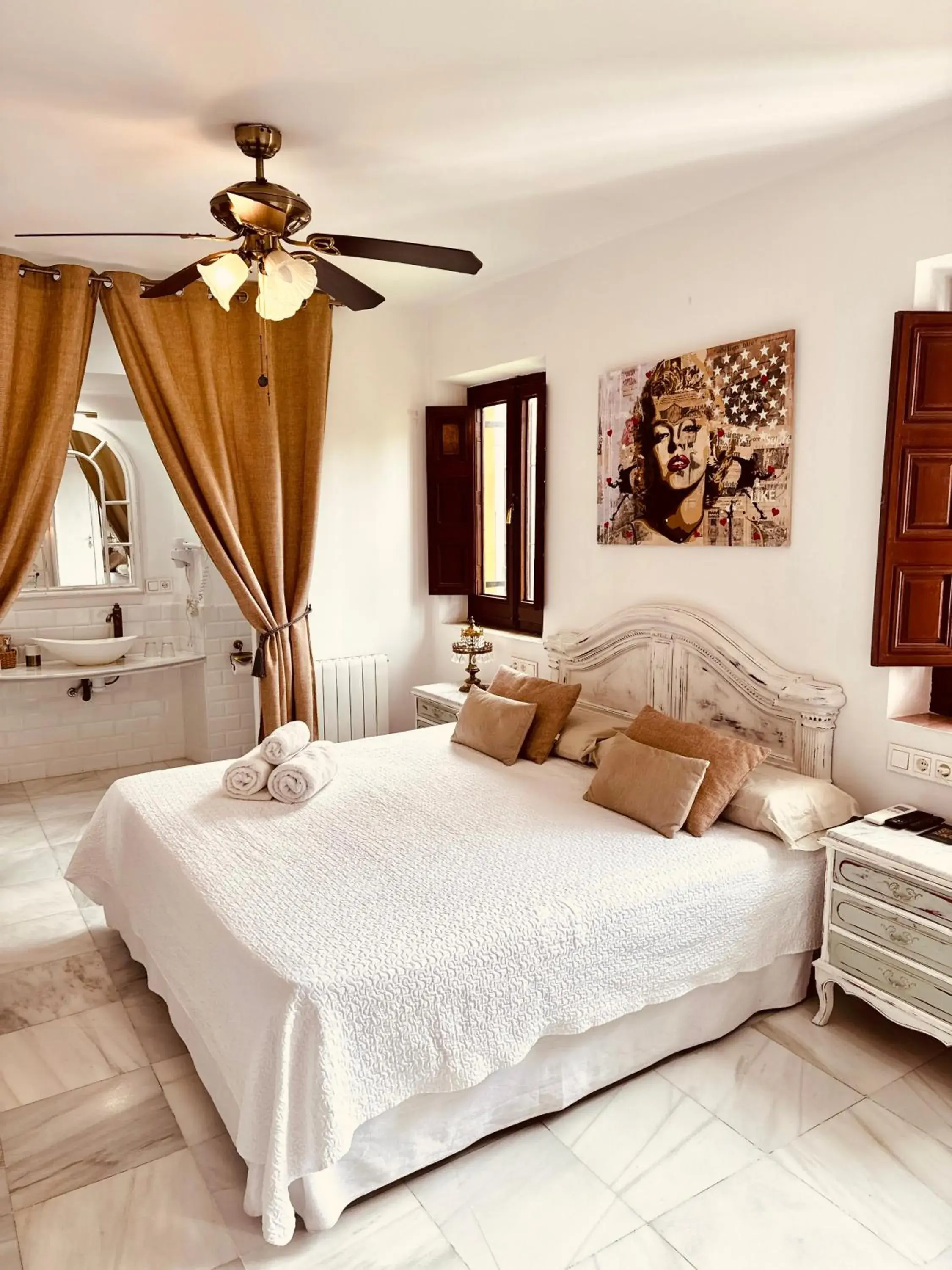 Deluxe Queen Room in Hotelito Suecia Deluxe Queen Room in Hotelito Suecia