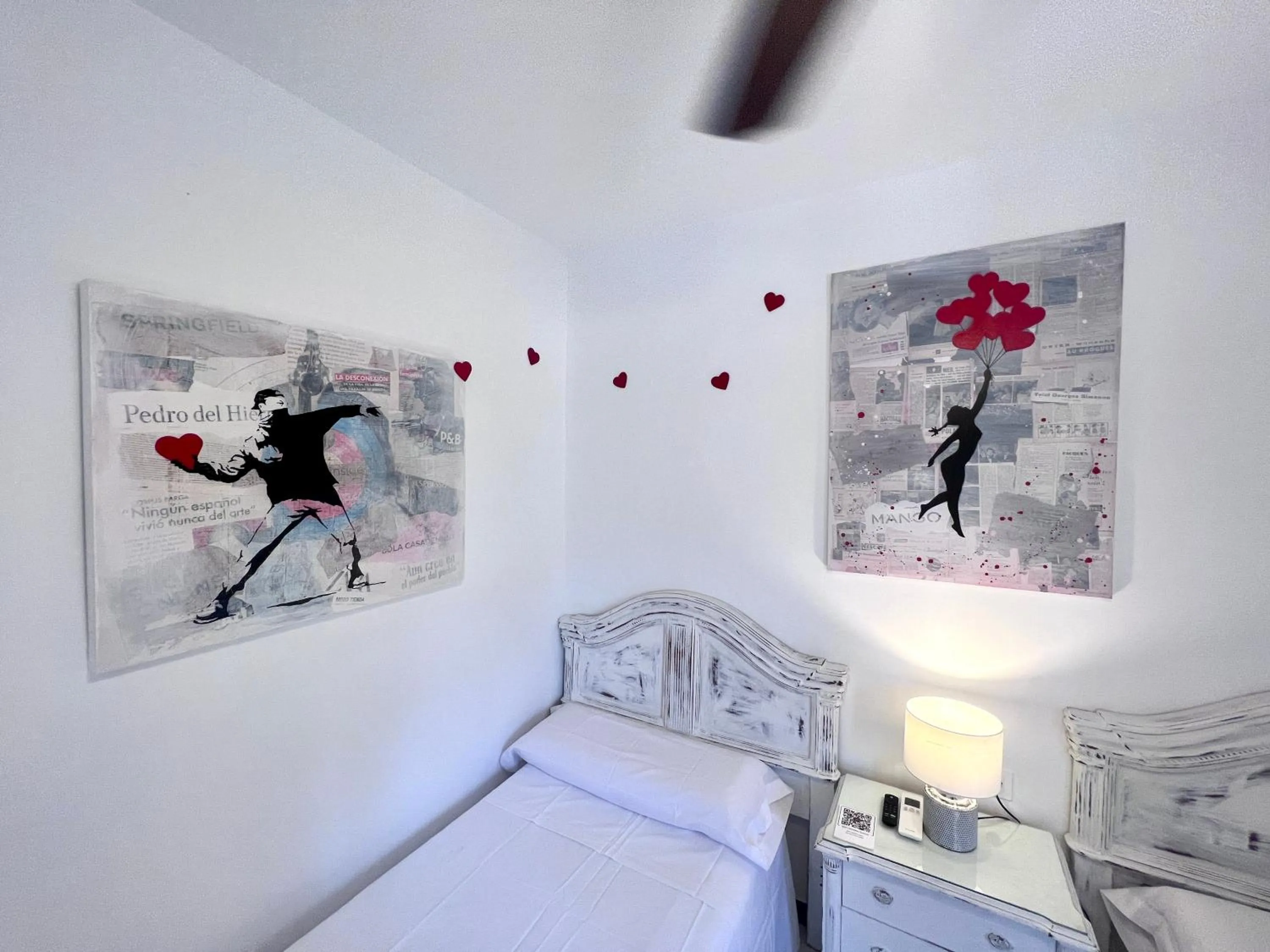 Photo of the whole room, Bed in Hotelito Suecia