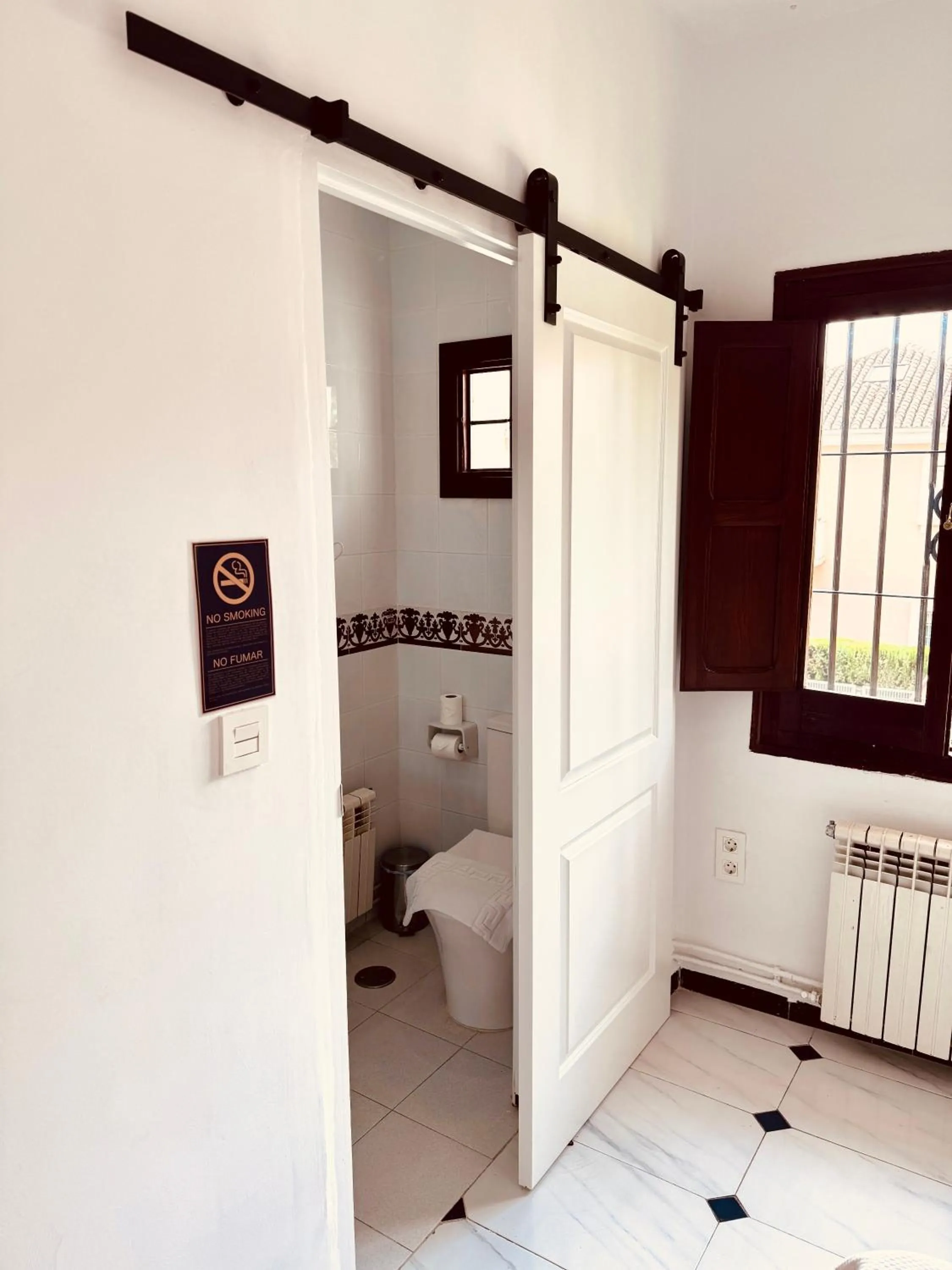 Toilet in Hotelito Suecia