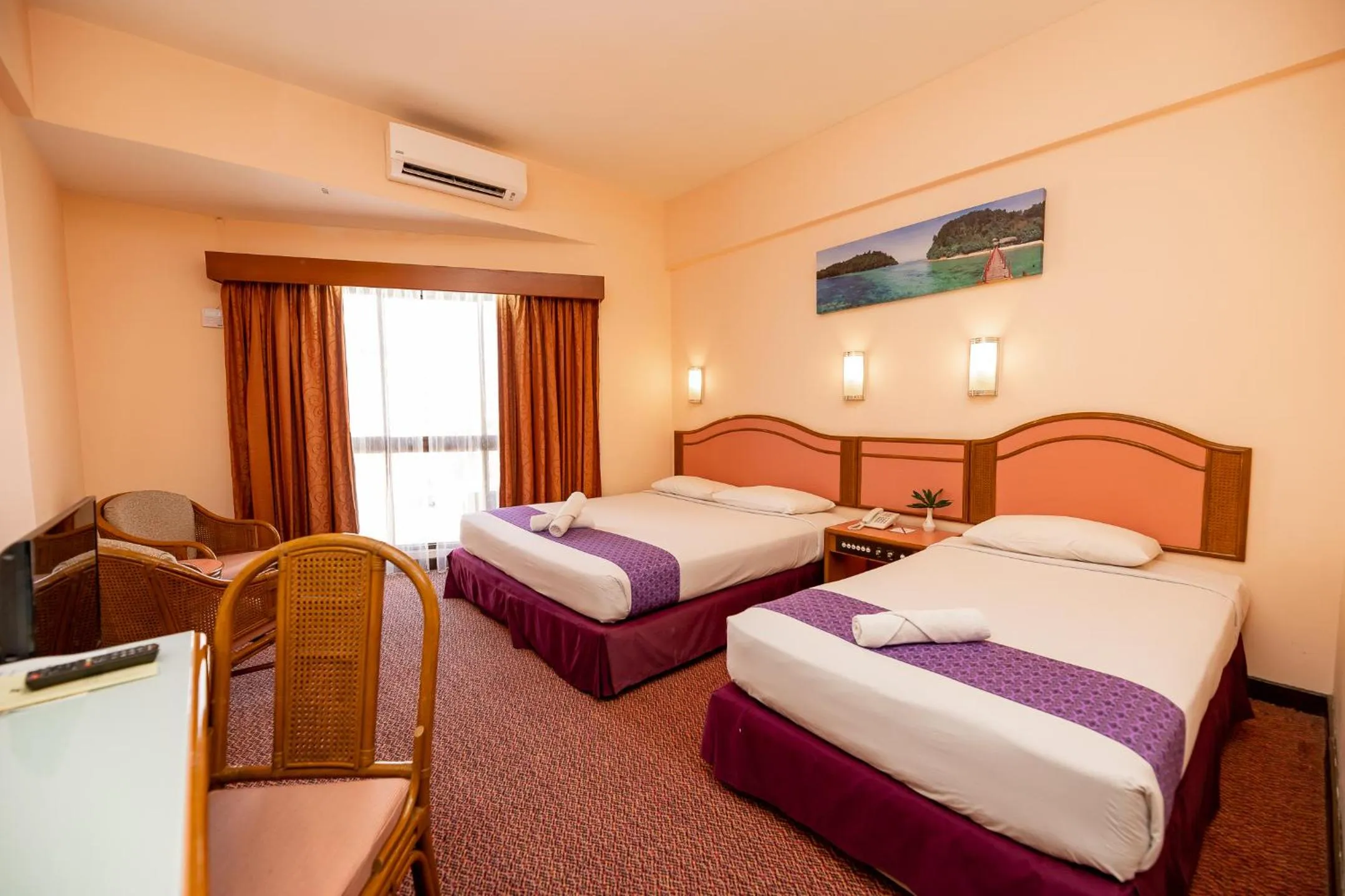 Bed in Hotel Grand Continental Langkawi