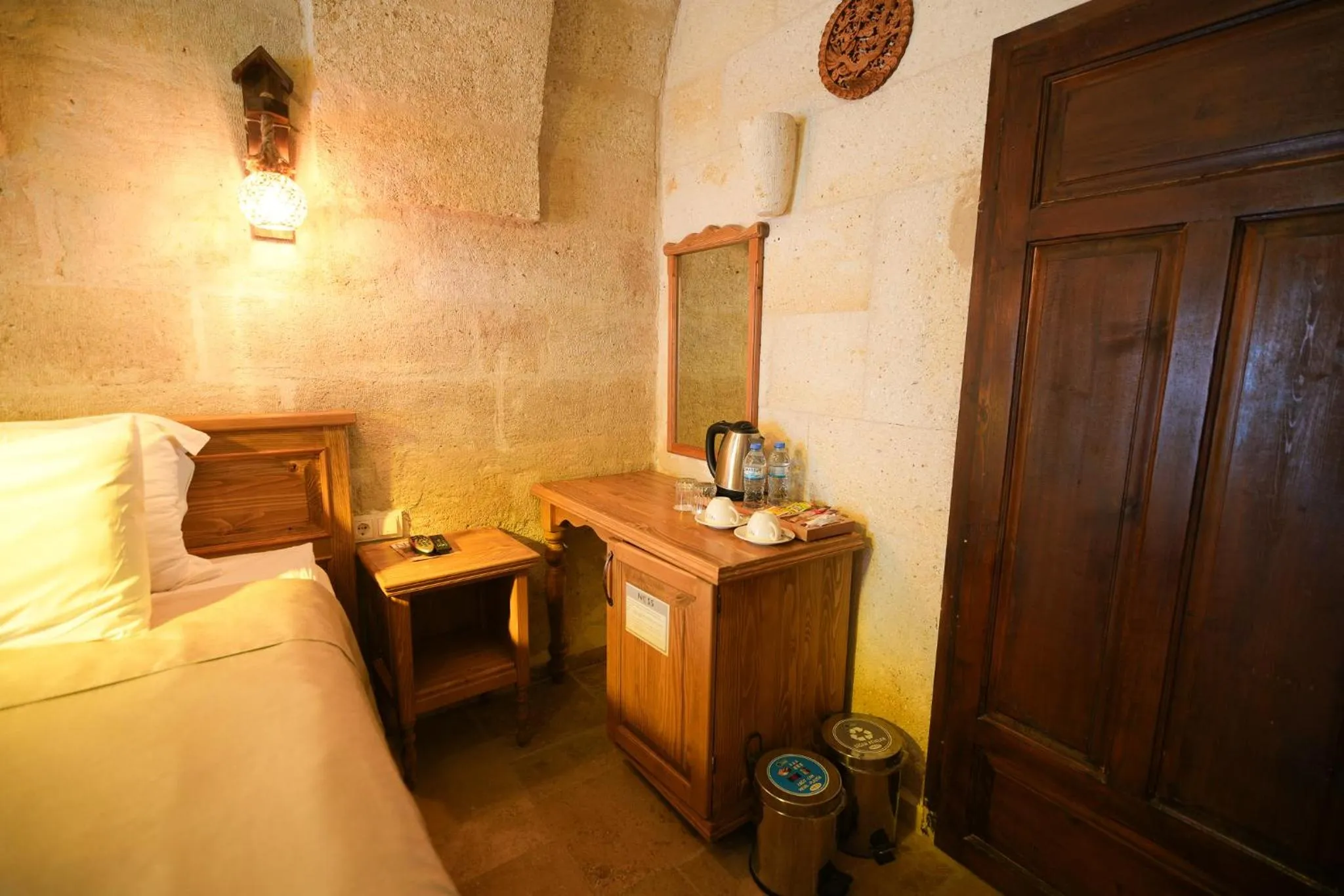 Coffee/tea facilities, Bed in Urgup Konak Hotel