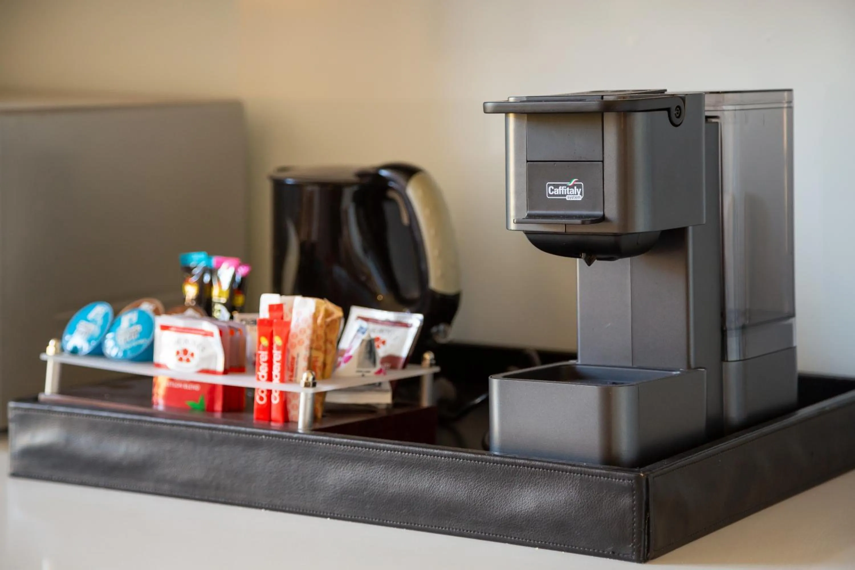 Coffee/tea facilities in DoubleTree by Hilton Cape Town Upper Eastside