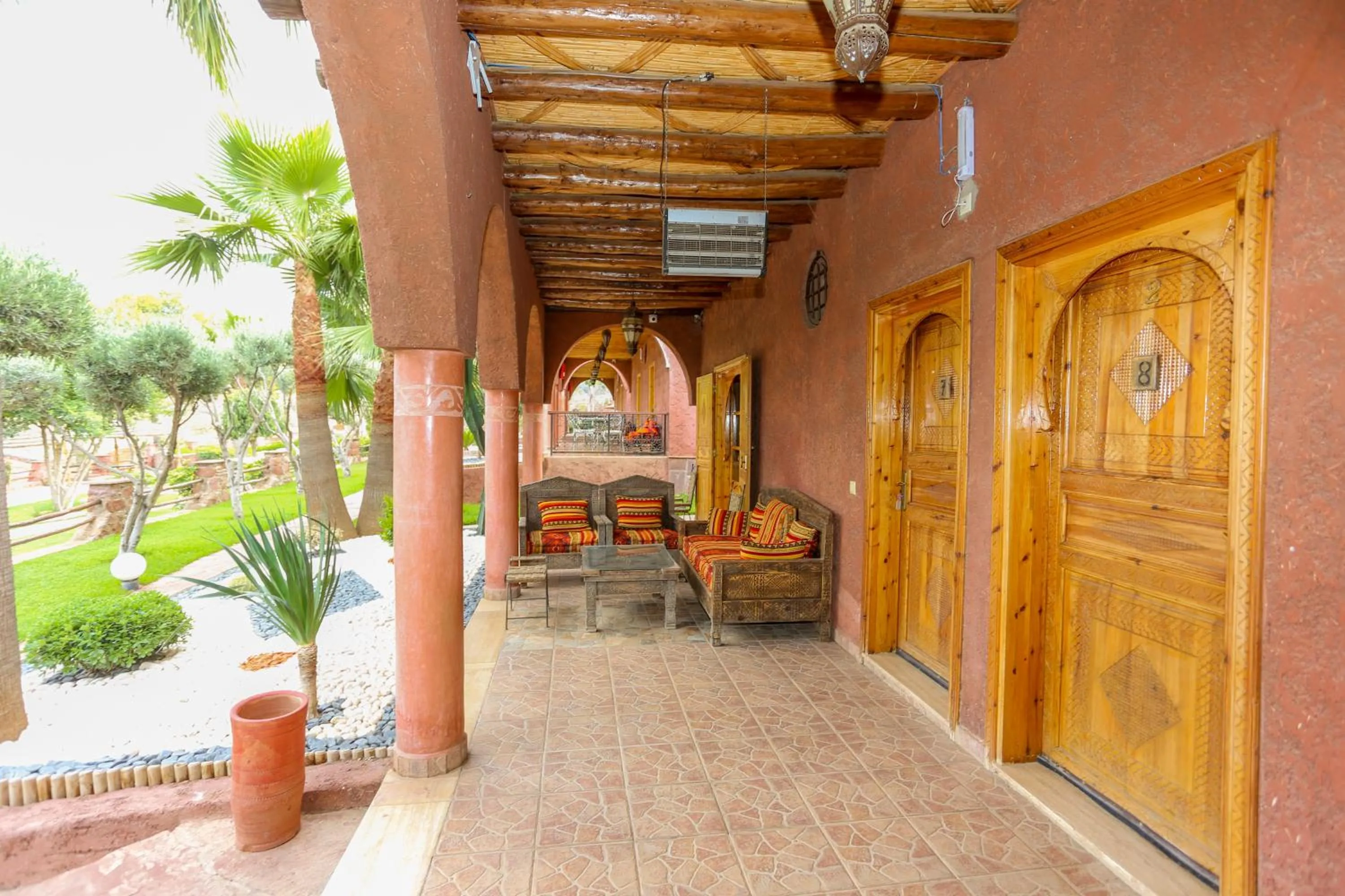 Patio in Chez Mamouchthka