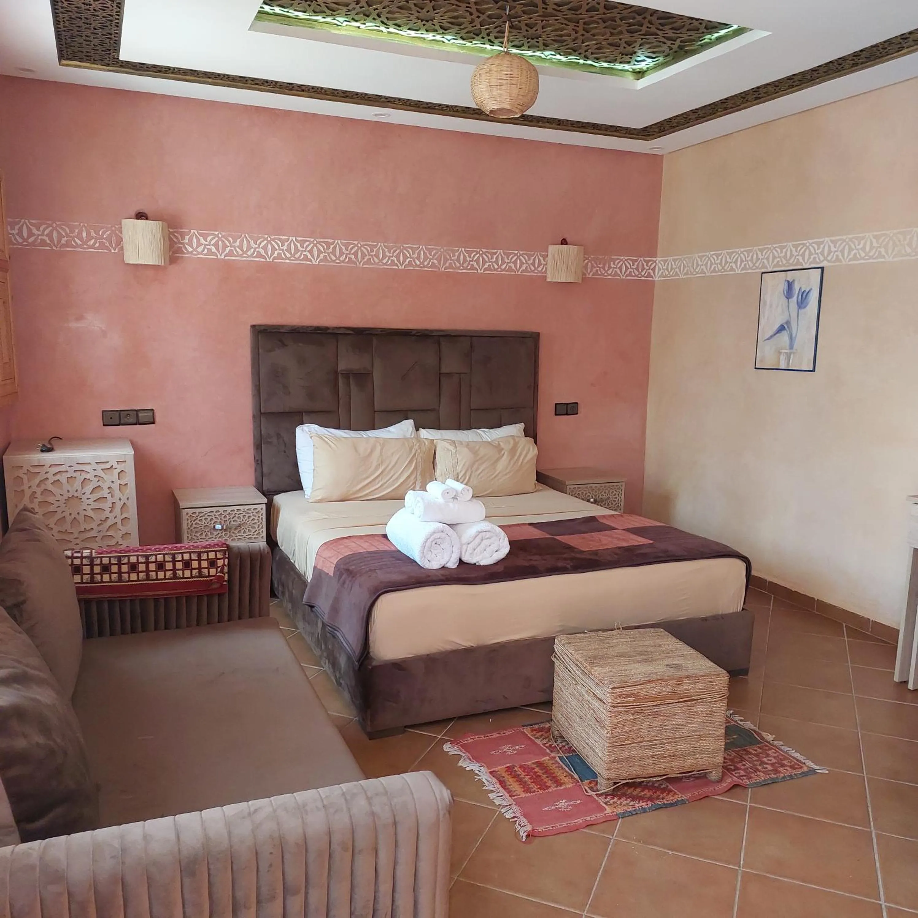 Bedroom, Bed in Chez Mamouchthka