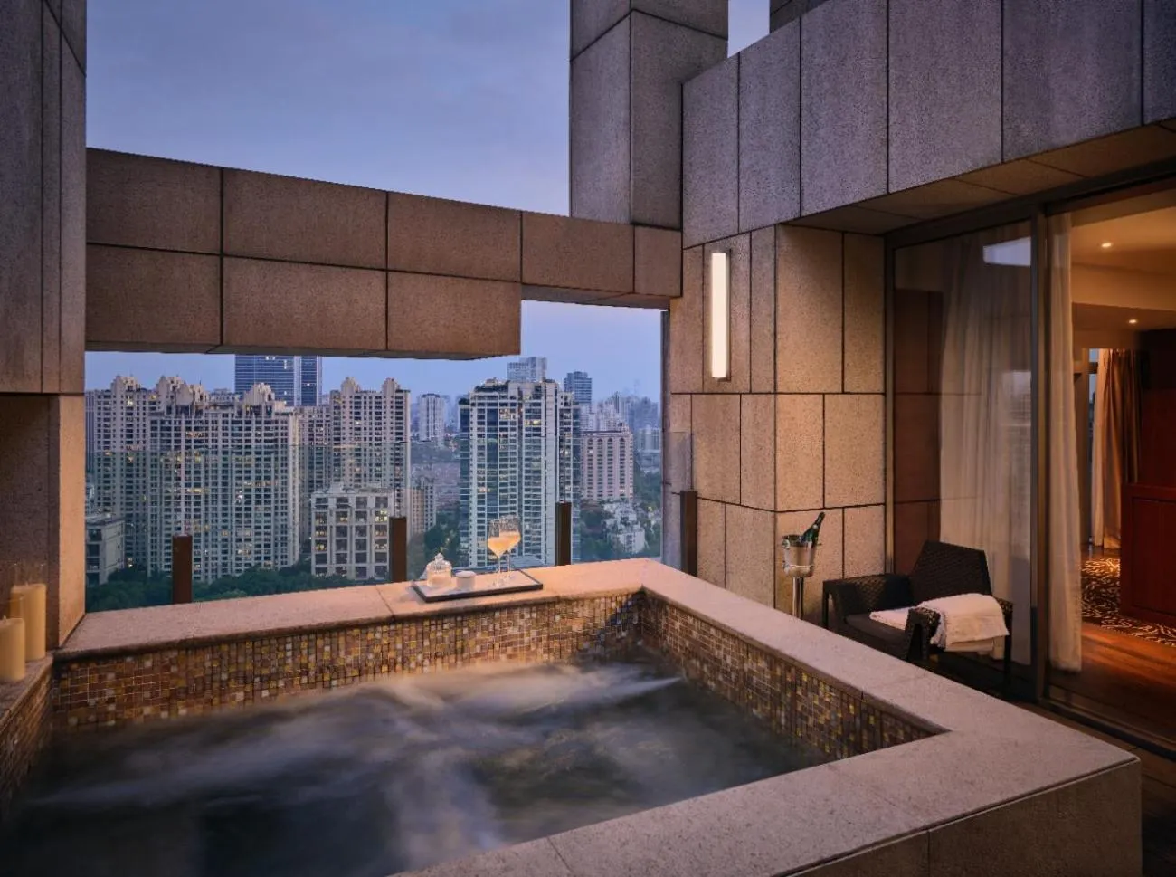 The Langham, Shanghai, Xintiandi