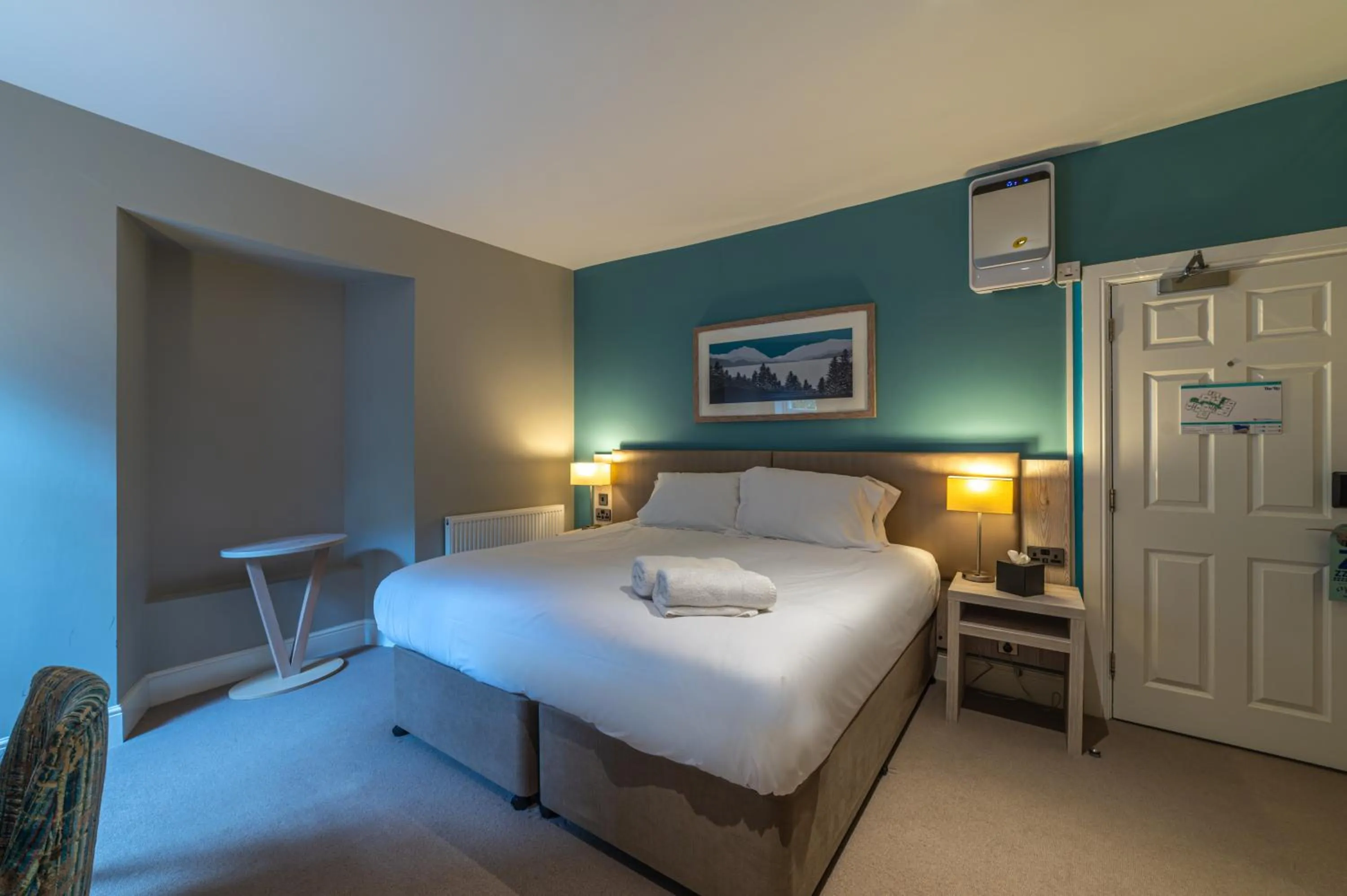 Photo of the whole room, Bed in The Ro Hotel Windermere